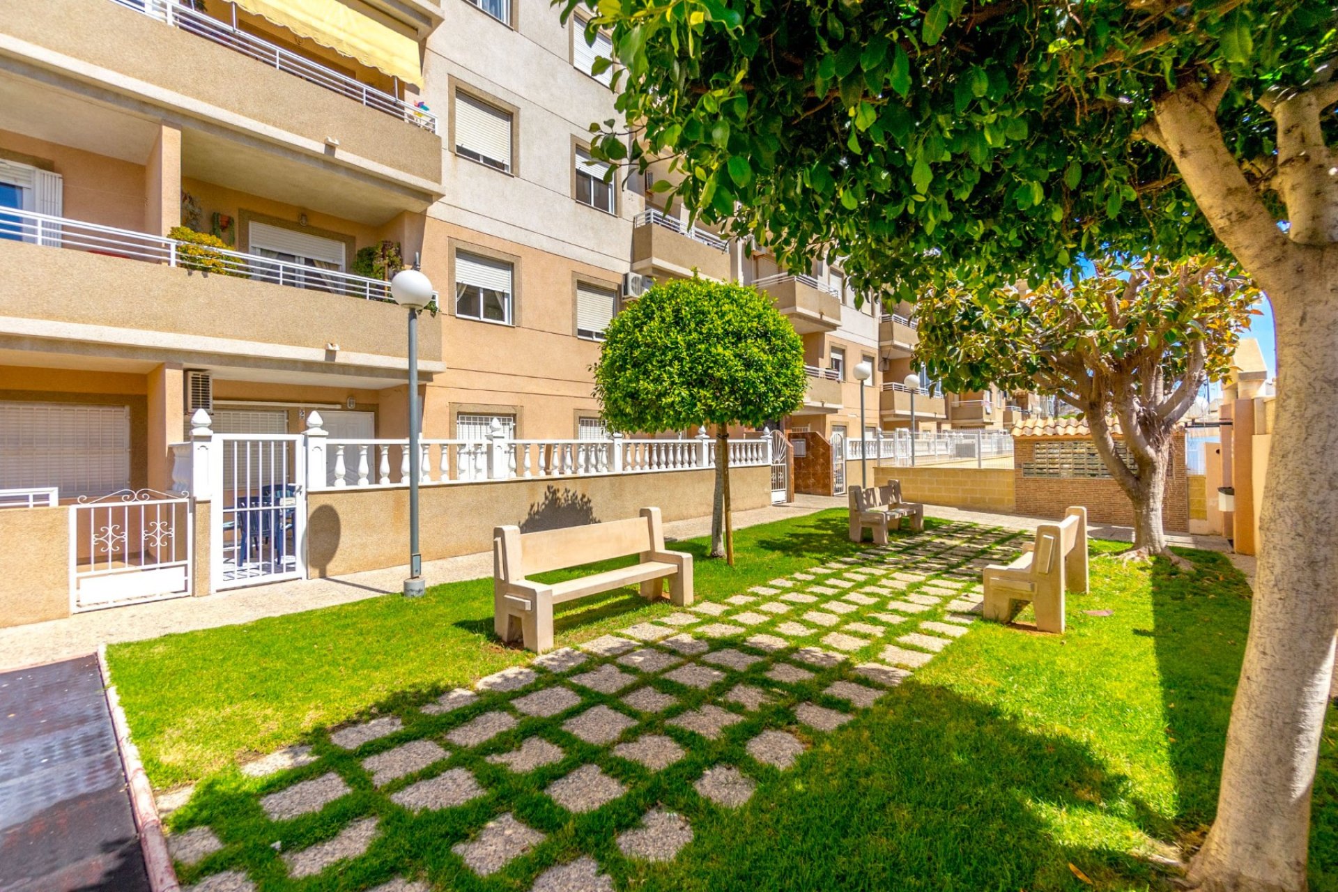 Reventa - Apartamento / piso -
Torrevieja - Torrevieja - Centre