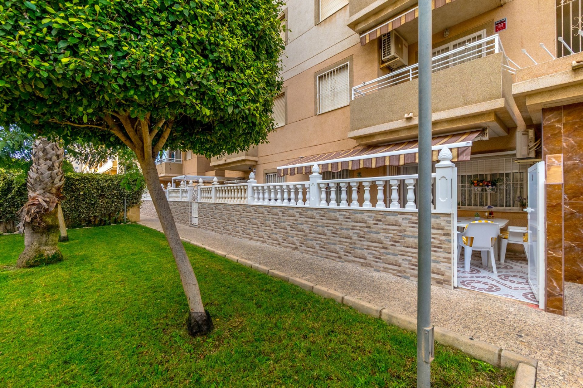 Reventa - Apartamento / piso -
Torrevieja - Torrevieja - Centre
