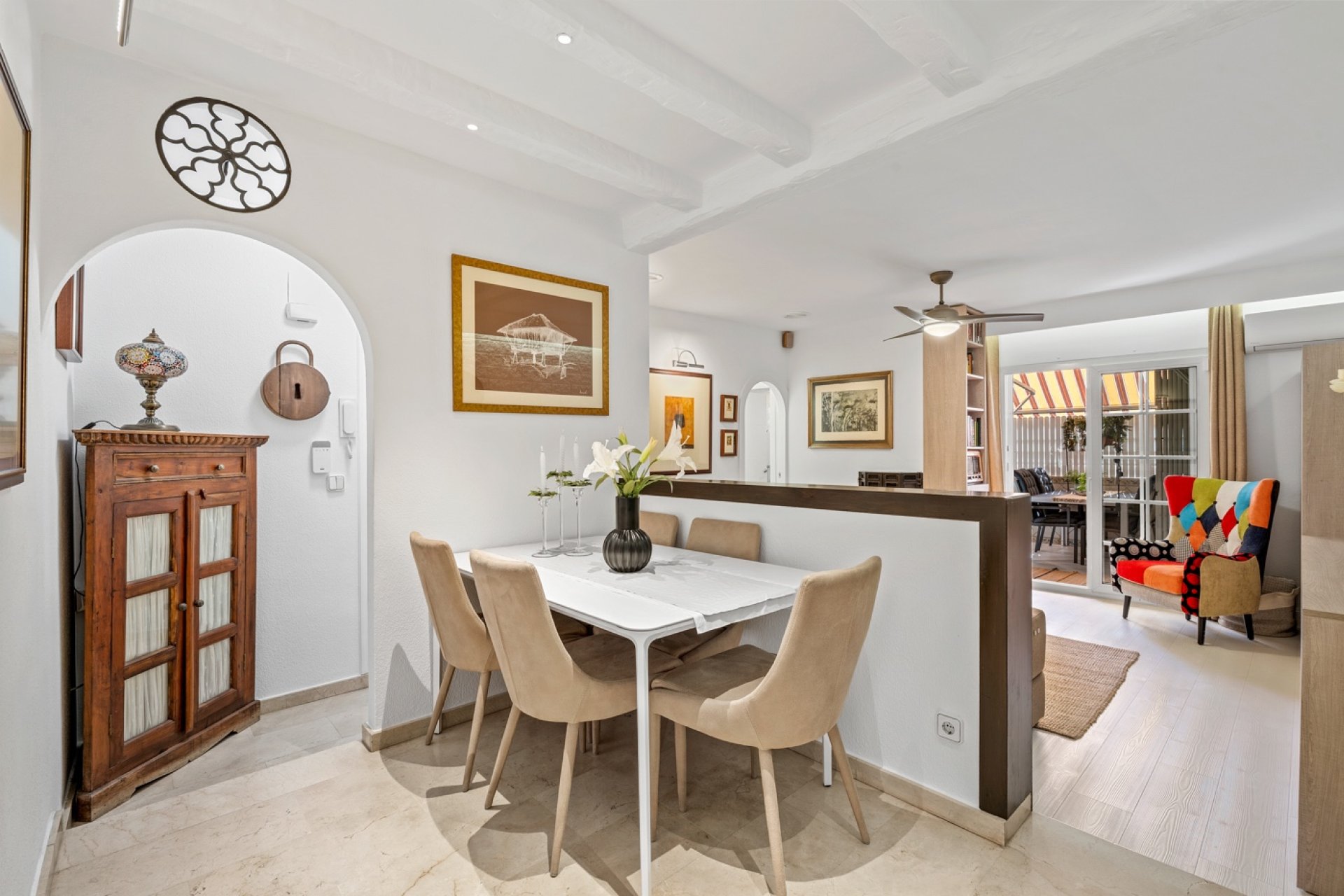 Reventa - Apartamento / piso -
Torrevieja - Torrevieja - Centre