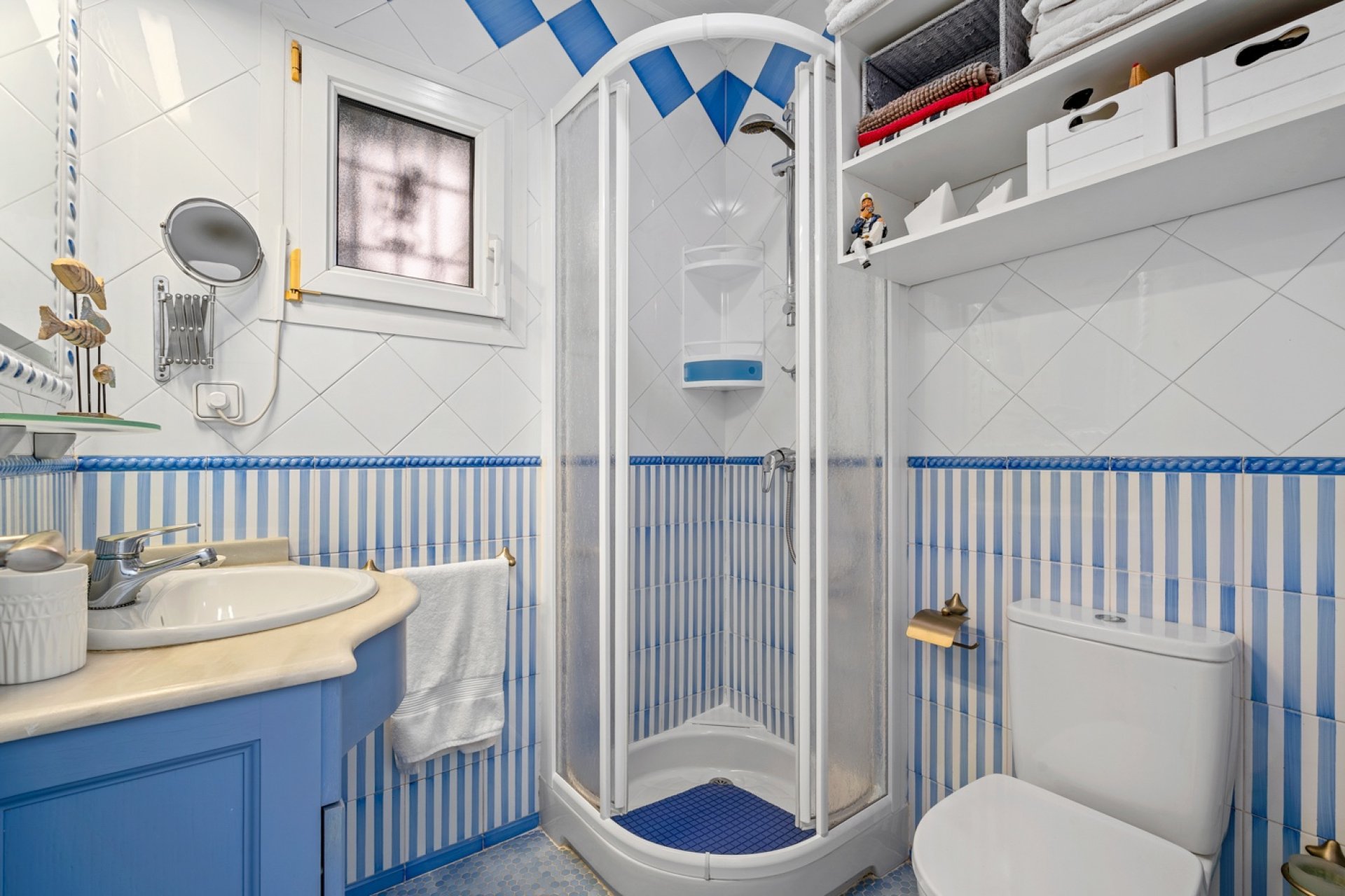 Reventa - Apartamento / piso -
Torrevieja - Torrevieja - Centre