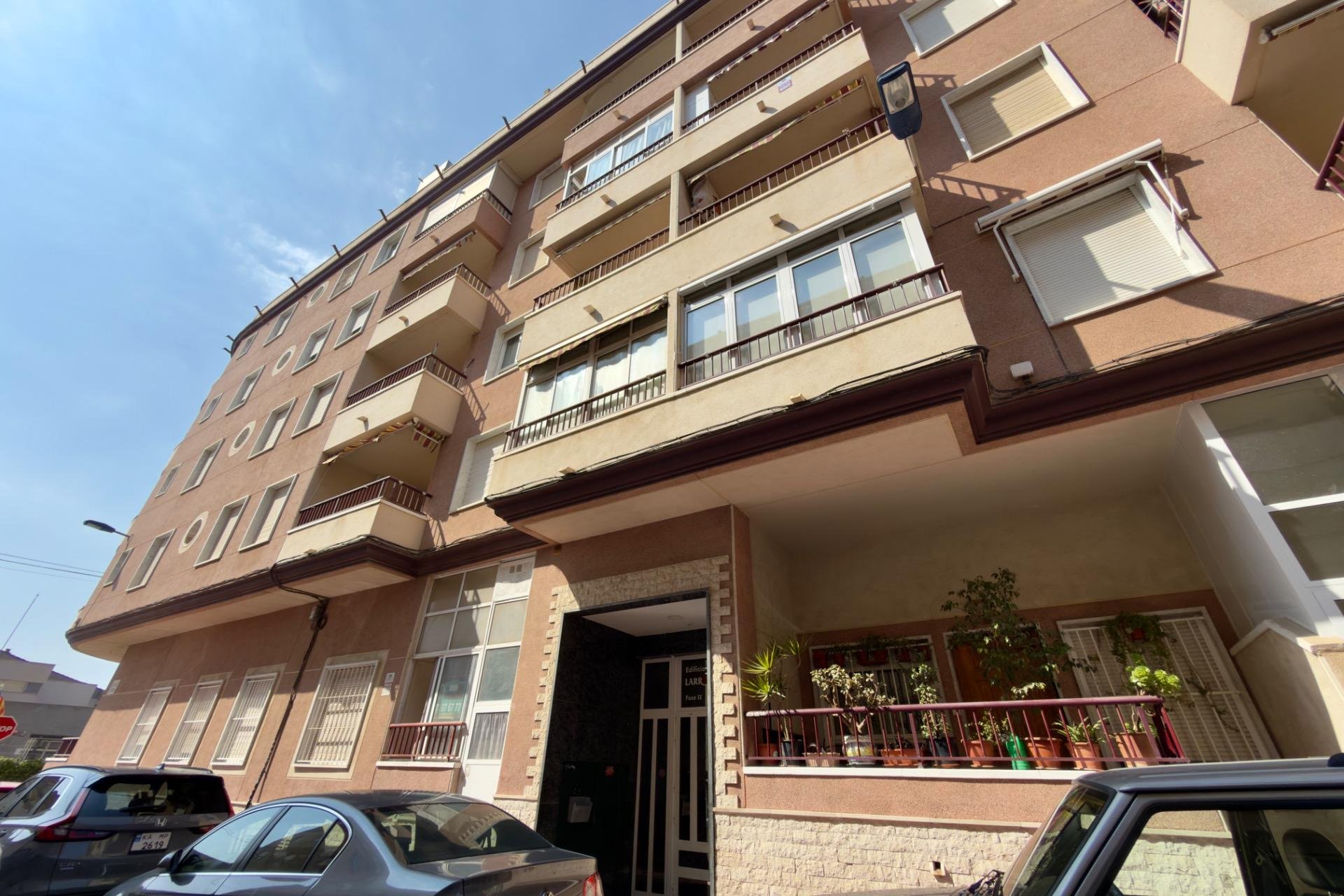 Reventa - Apartamento / piso -
Torrevieja - Torrevieja - Centre