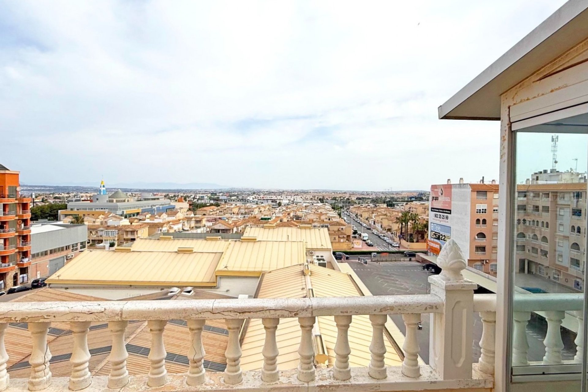 Reventa - Apartamento / piso -
Torrevieja - Torrevieja - Centre