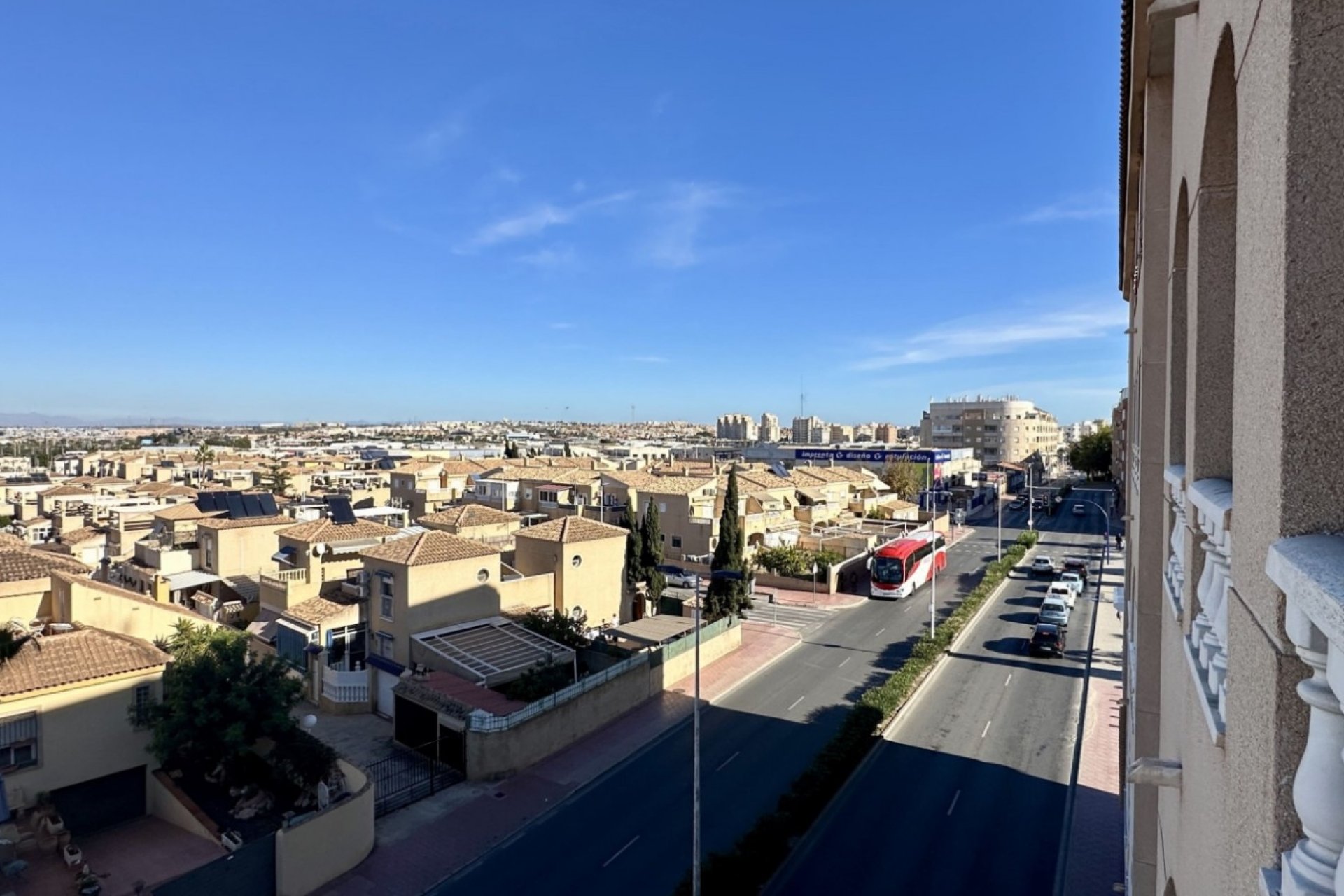 Reventa - Apartamento / piso -
Torrevieja - Torrevieja - Centre