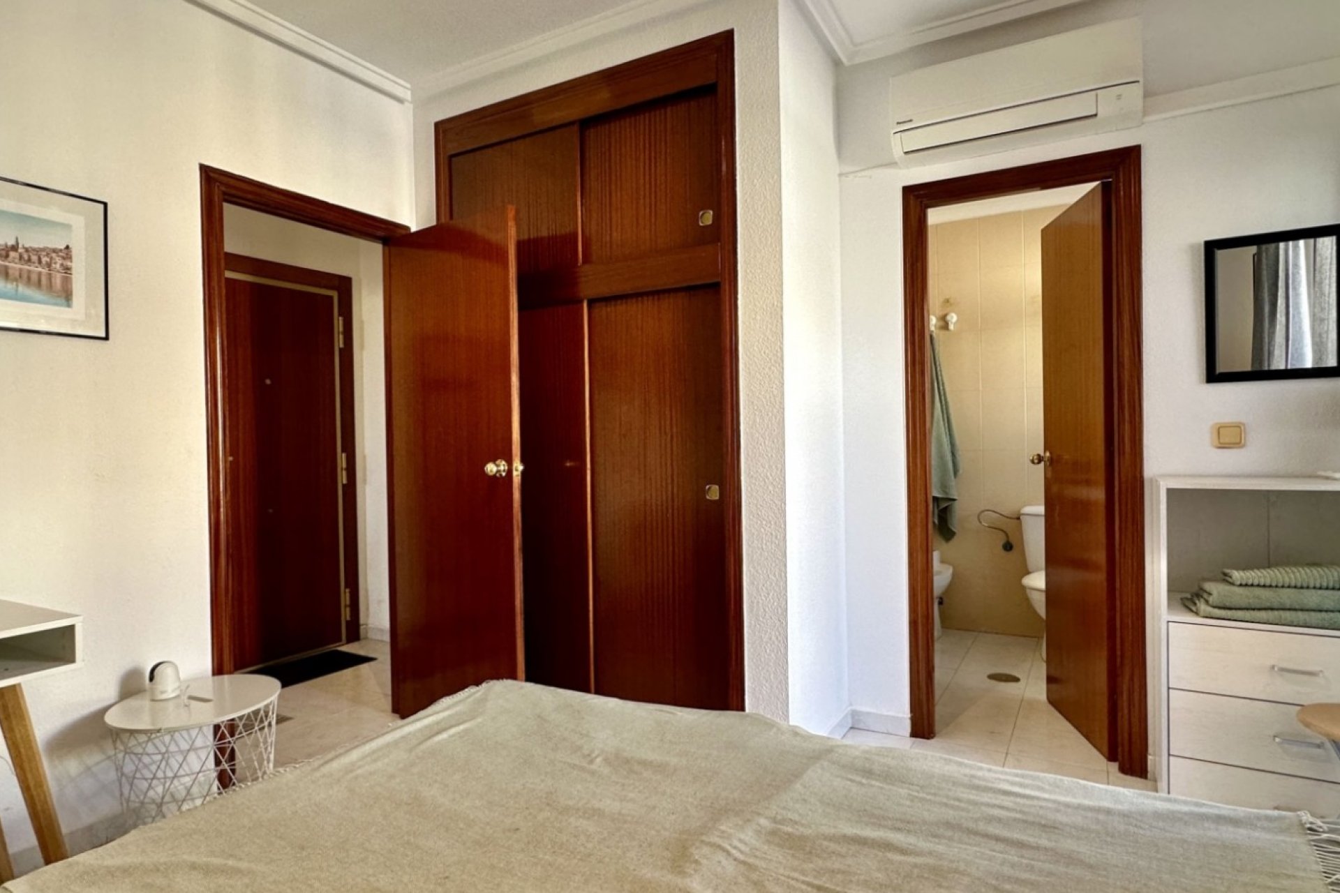 Reventa - Apartamento / piso -
Torrevieja - Torrevieja - Centre