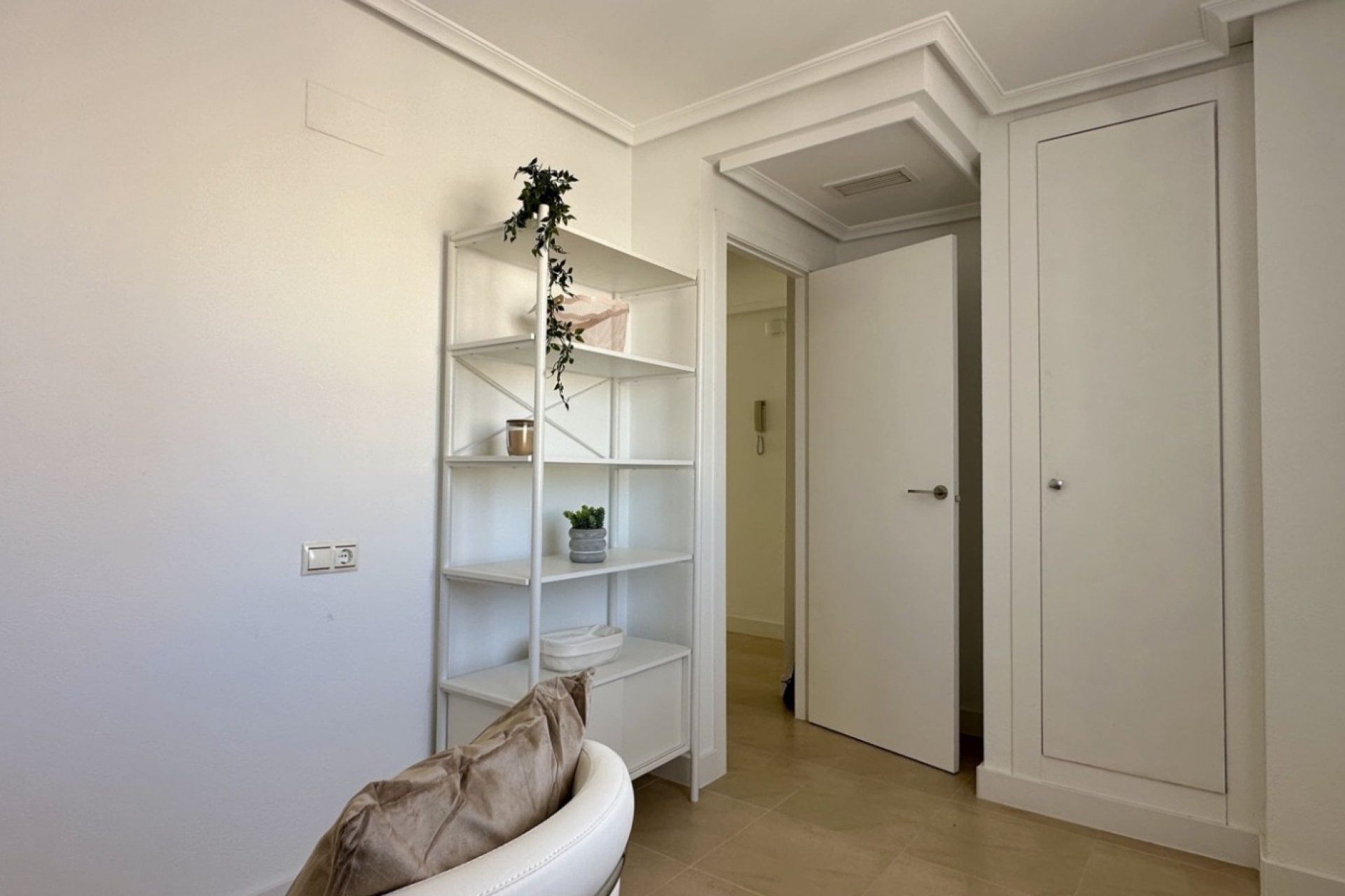 Reventa - Apartamento / piso -
Torrevieja - Torrevieja - Centre