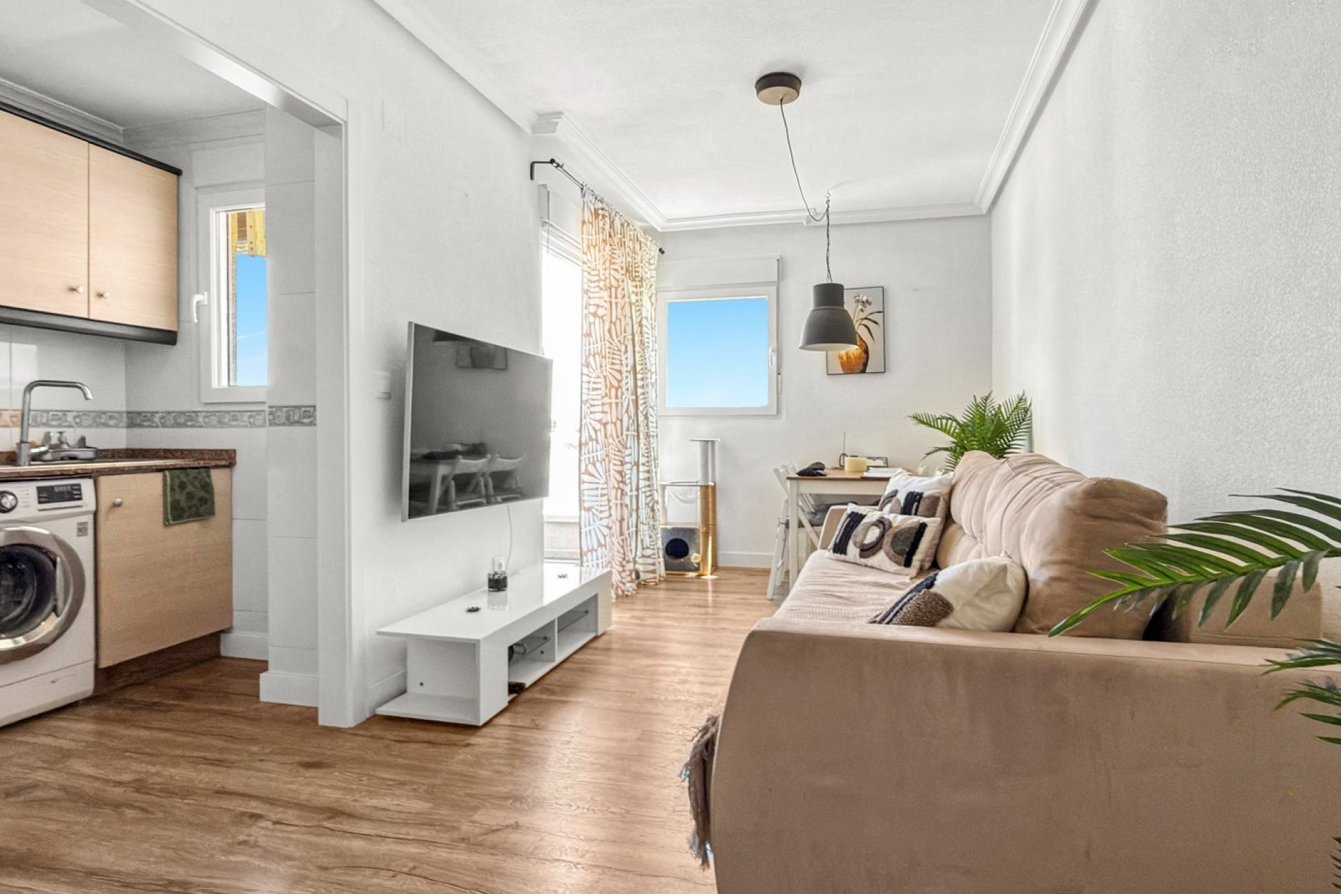 Reventa - Apartamento / piso -
Torrevieja - Torrevieja - Centre