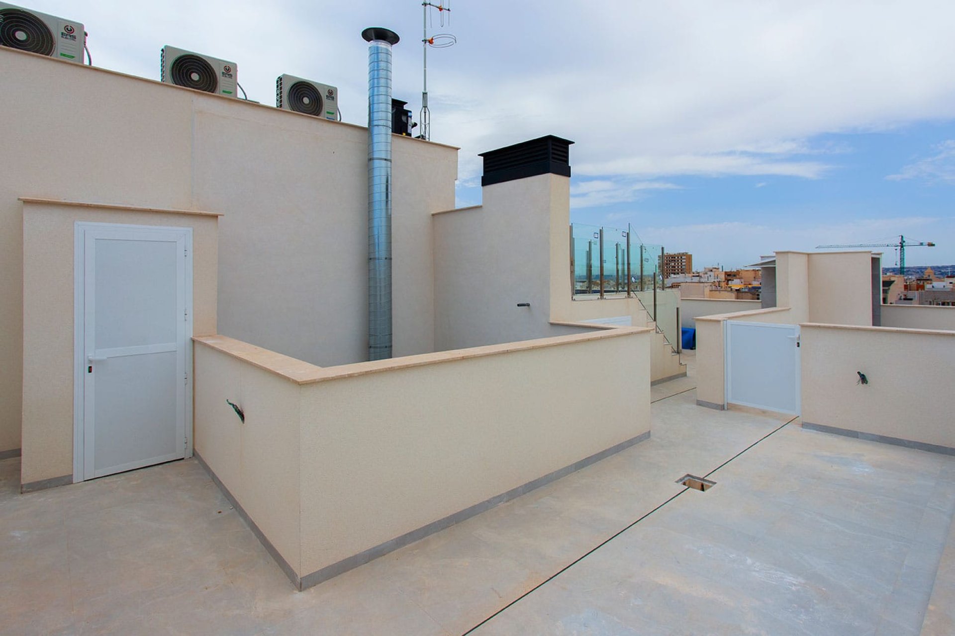Reventa - Apartamento / piso -
Torrevieja - Torrevieja - Centre