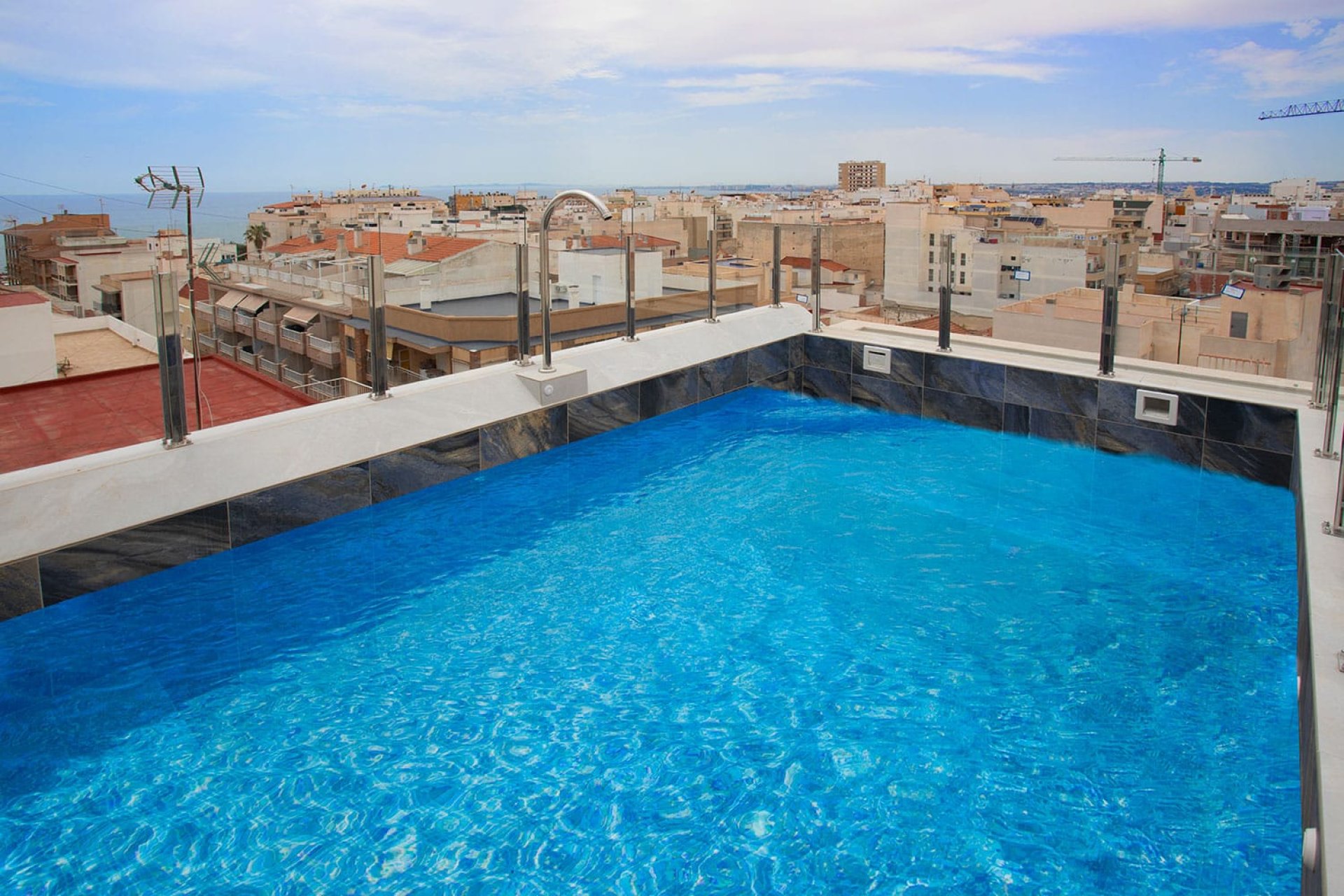 Reventa - Apartamento / piso -
Torrevieja - Torrevieja - Centre
