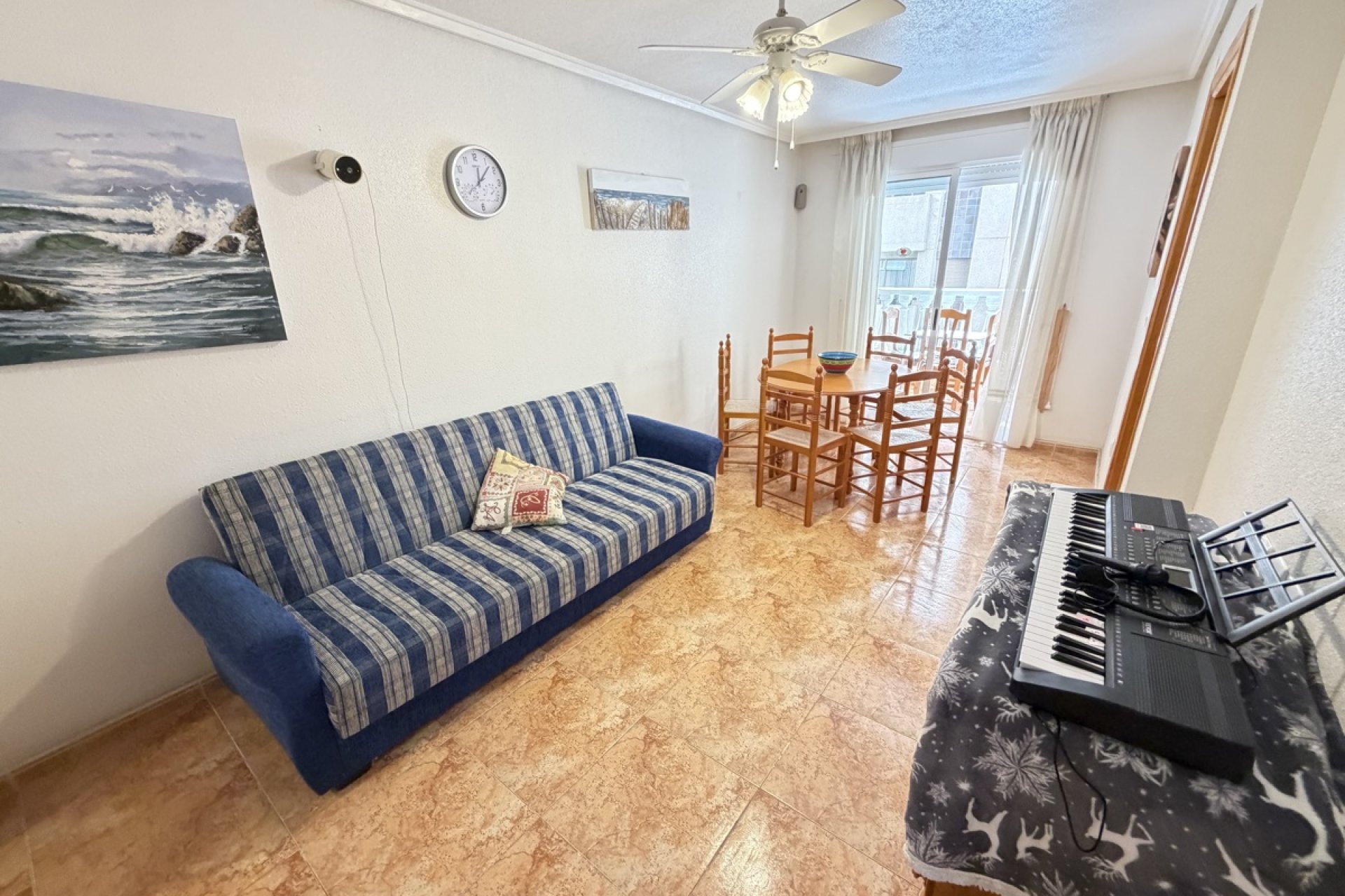 Reventa - Apartamento / piso -
Torrevieja - Torrevieja - Centre