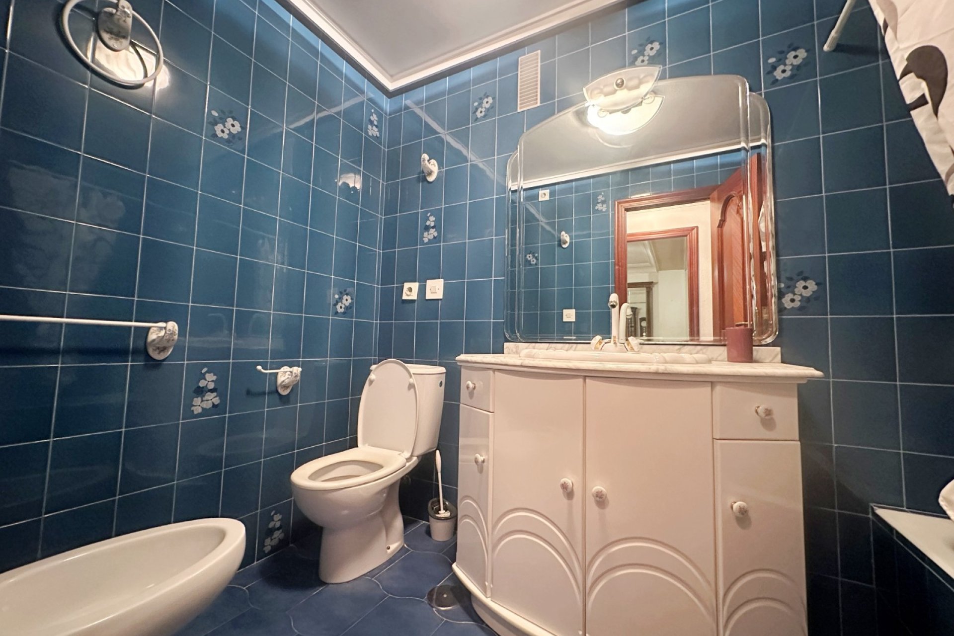 Reventa - Apartamento / piso -
Torrevieja - Torrevieja - Centre