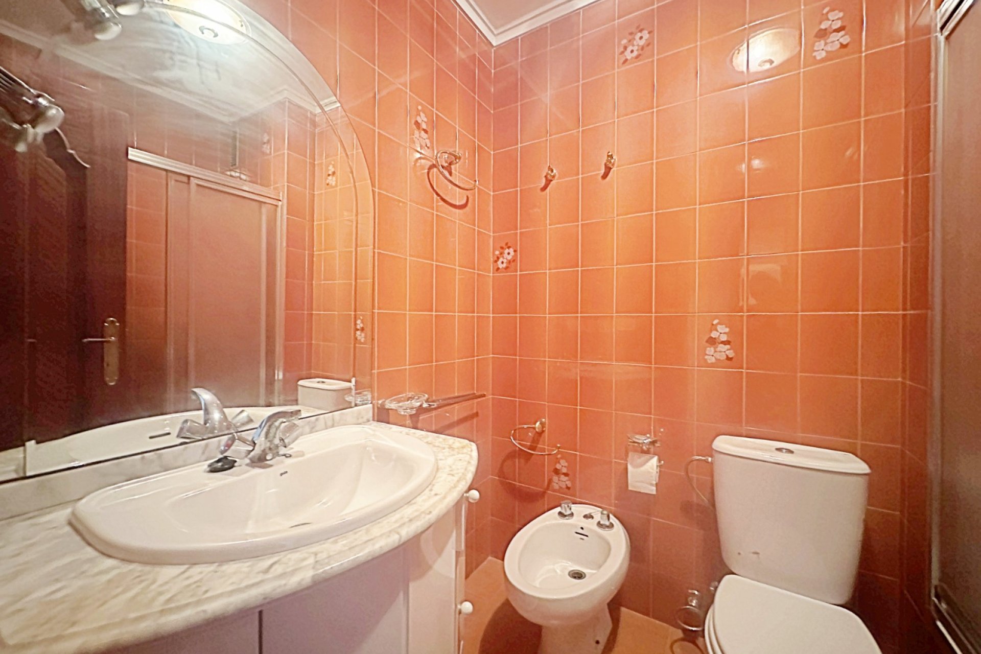 Reventa - Apartamento / piso -
Torrevieja - Torrevieja - Centre