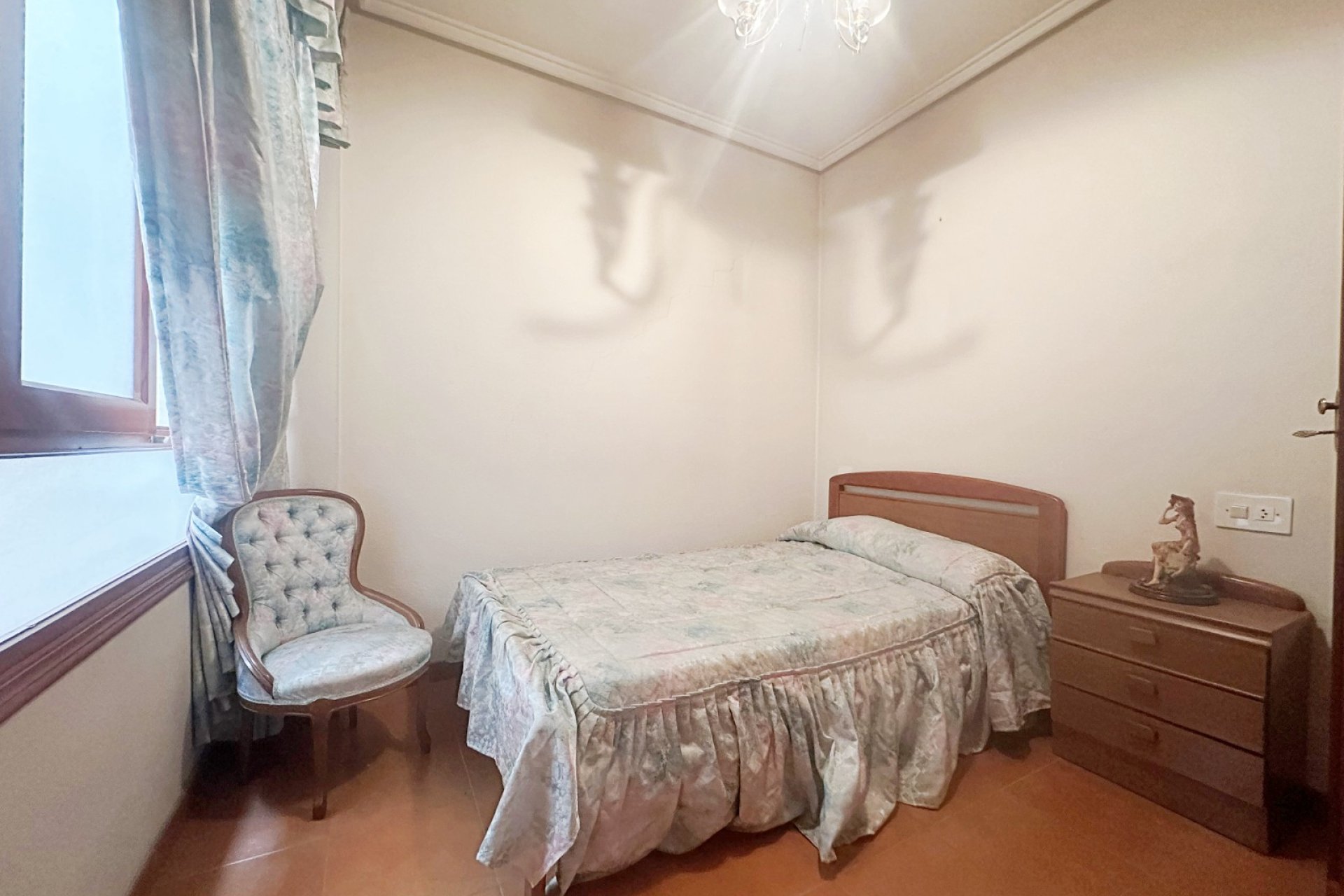 Reventa - Apartamento / piso -
Torrevieja - Torrevieja - Centre