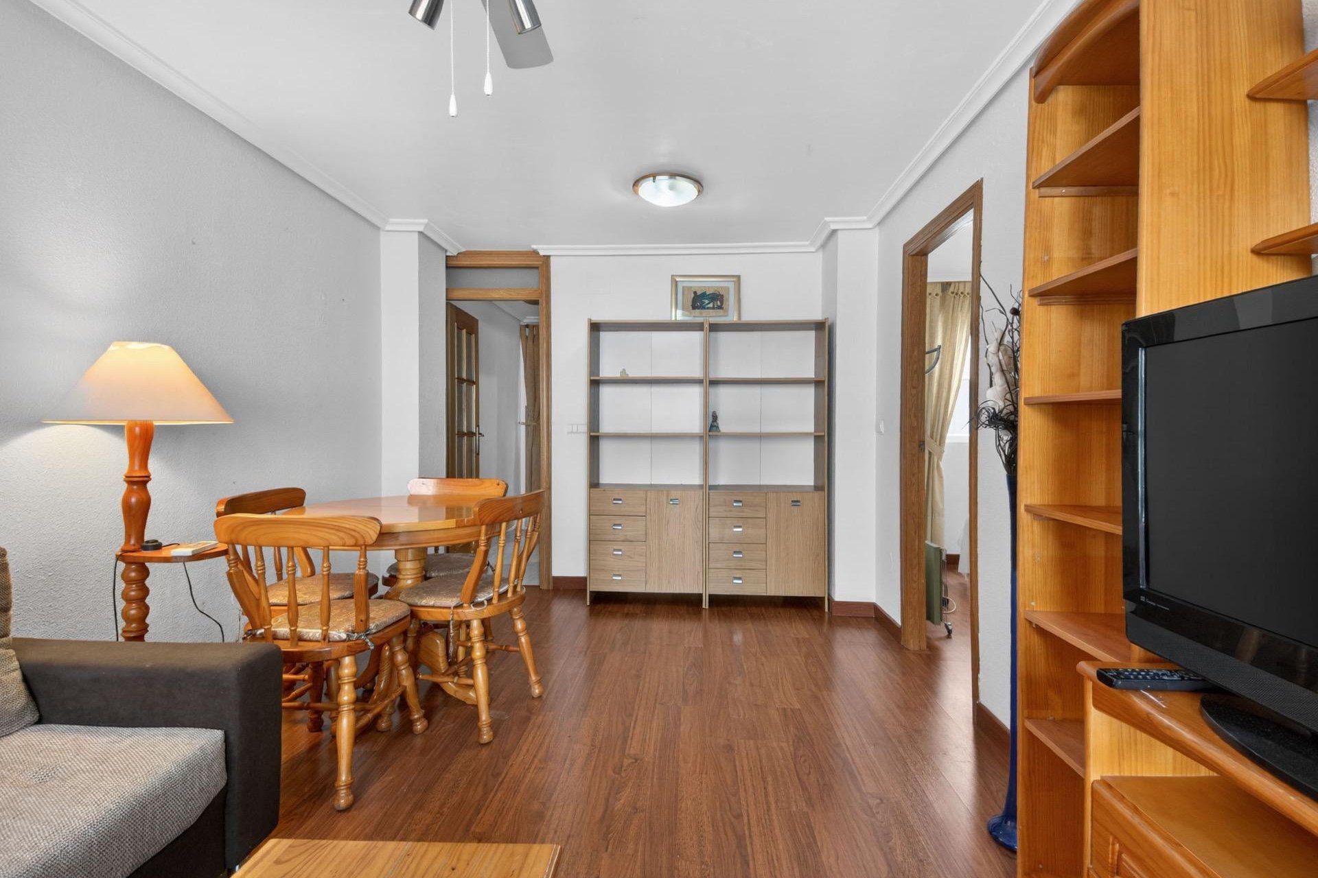 Reventa - Apartamento / piso -
Torrevieja - Torrevieja - Centre