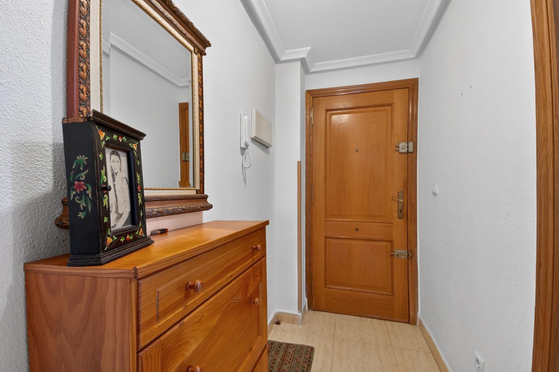 Reventa - Apartamento / piso -
Torrevieja - Torrevieja - Centre