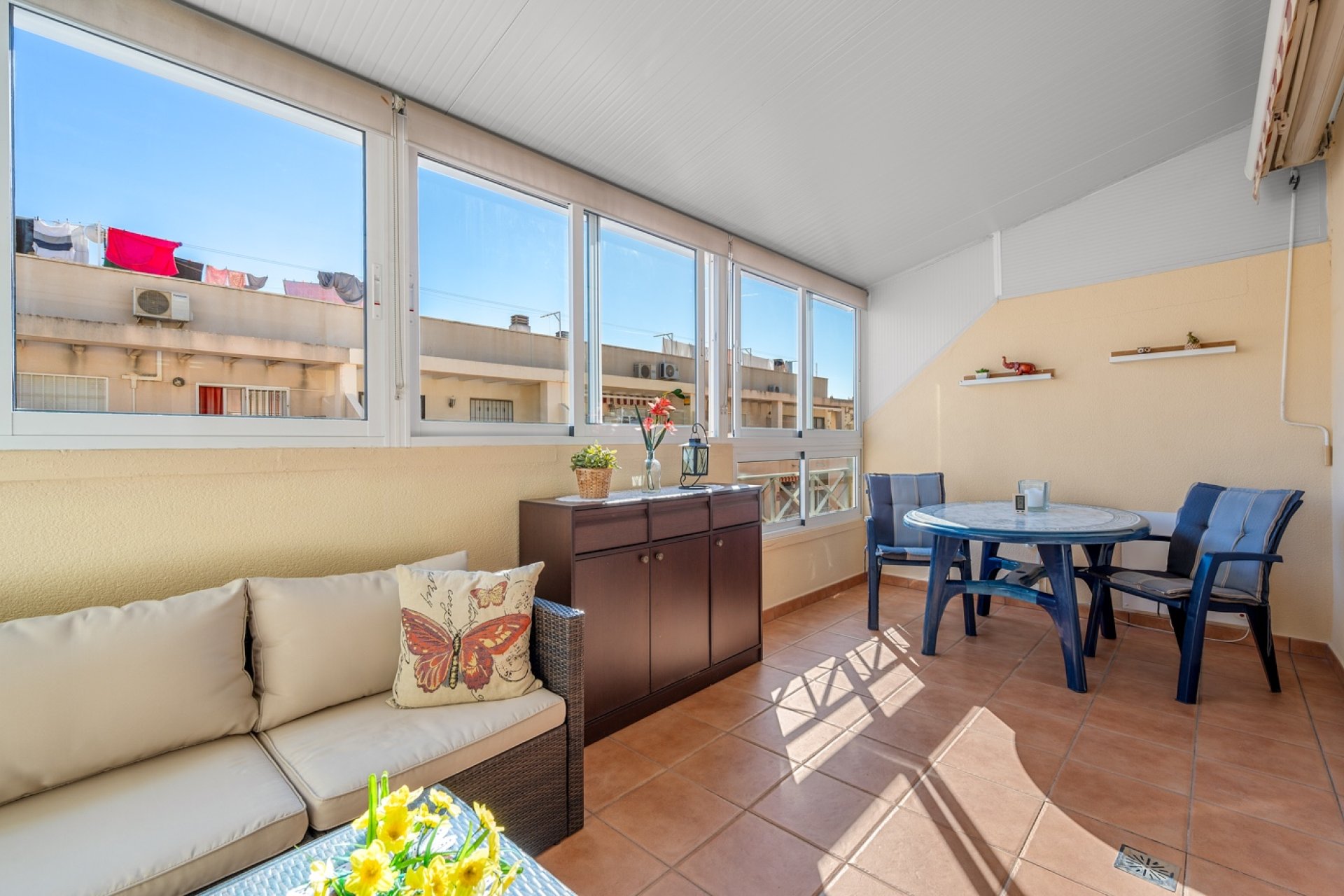 Reventa - Apartamento / piso -
Torrevieja - Torrevieja - Centre