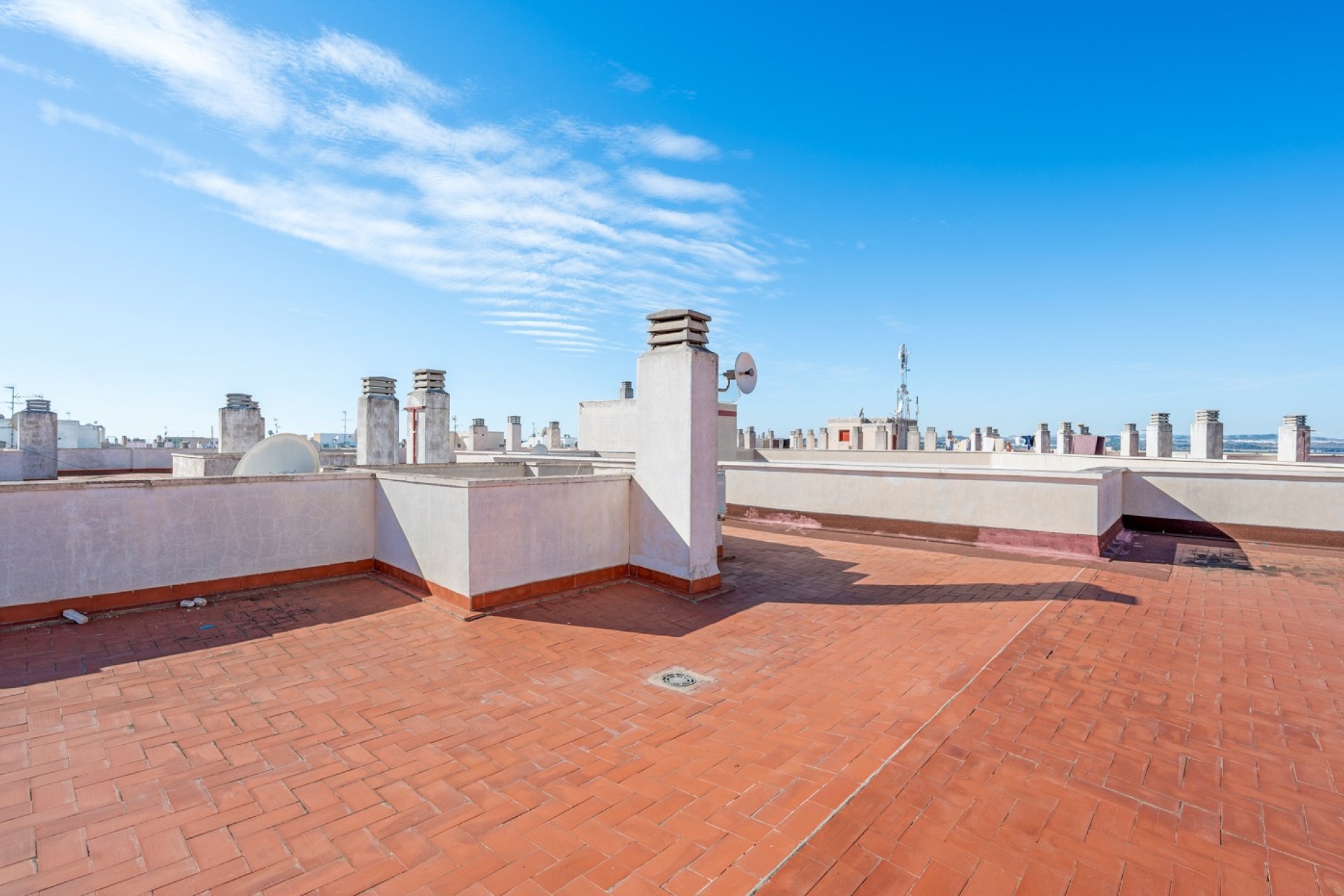 Reventa - Apartamento / piso -
Torrevieja - Torrevieja - Centre