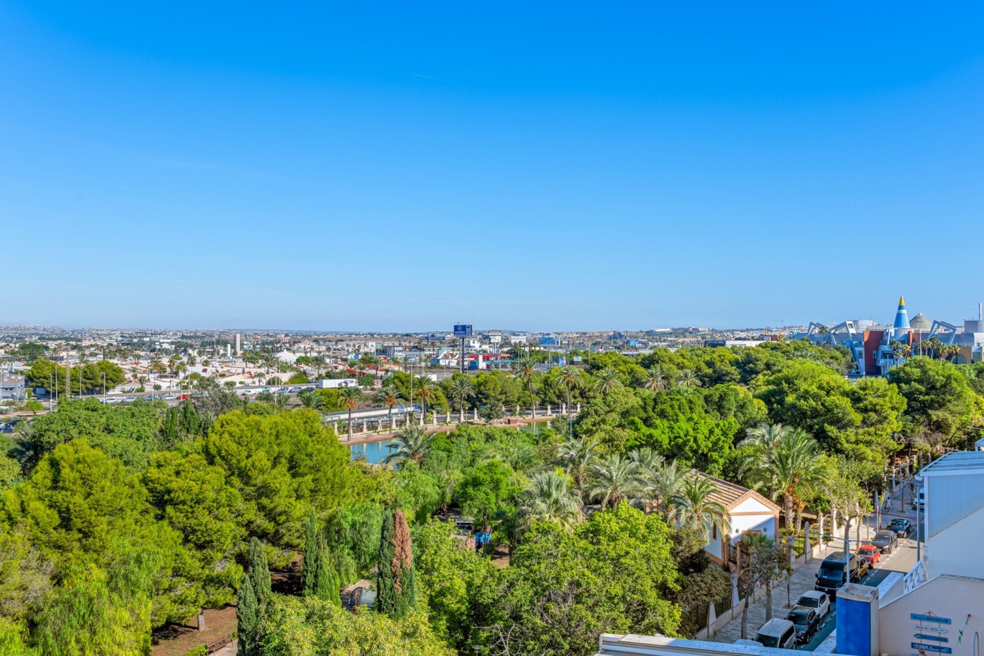 Reventa - Apartamento / piso -
Torrevieja - Torrevieja - Centre