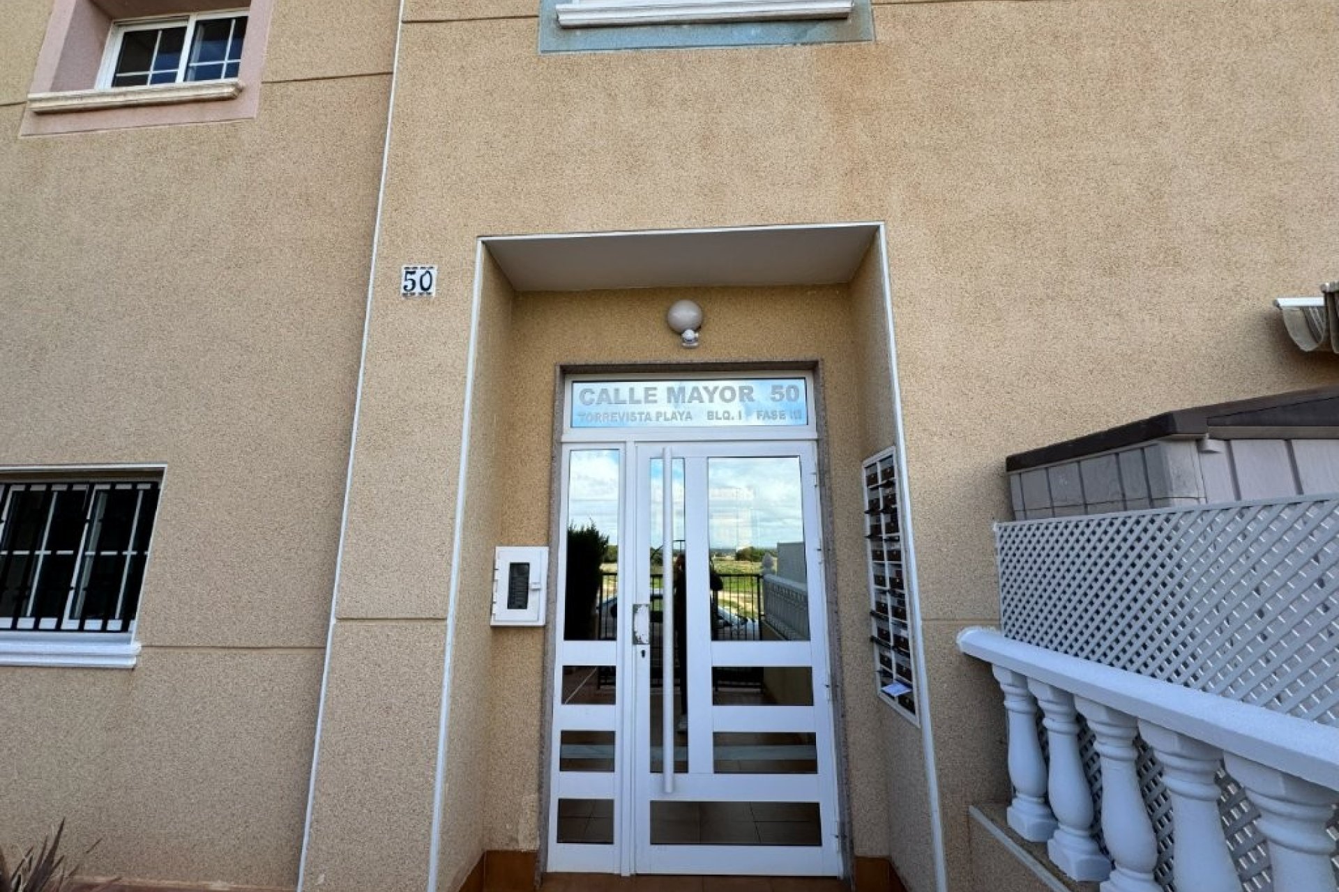 Reventa - Apartamento / piso -
Torrevieja - Torrevista Playa