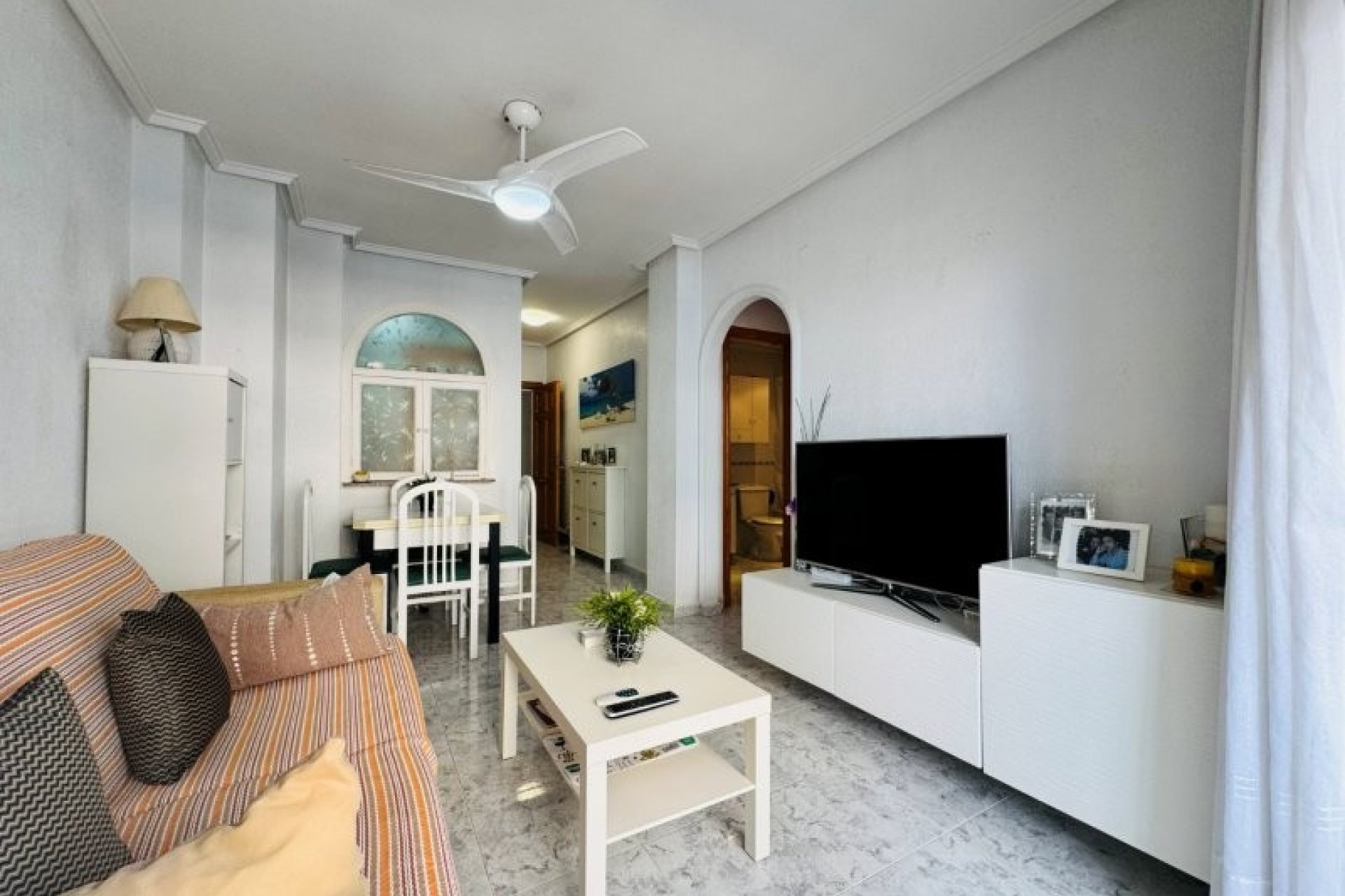 Reventa - Apartamento / piso -
Torrevieja - Torrevista Playa