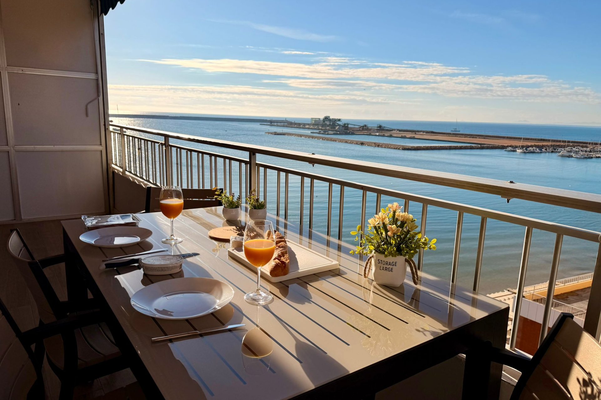 Reventa - Apartamento / piso -
Torrevieja