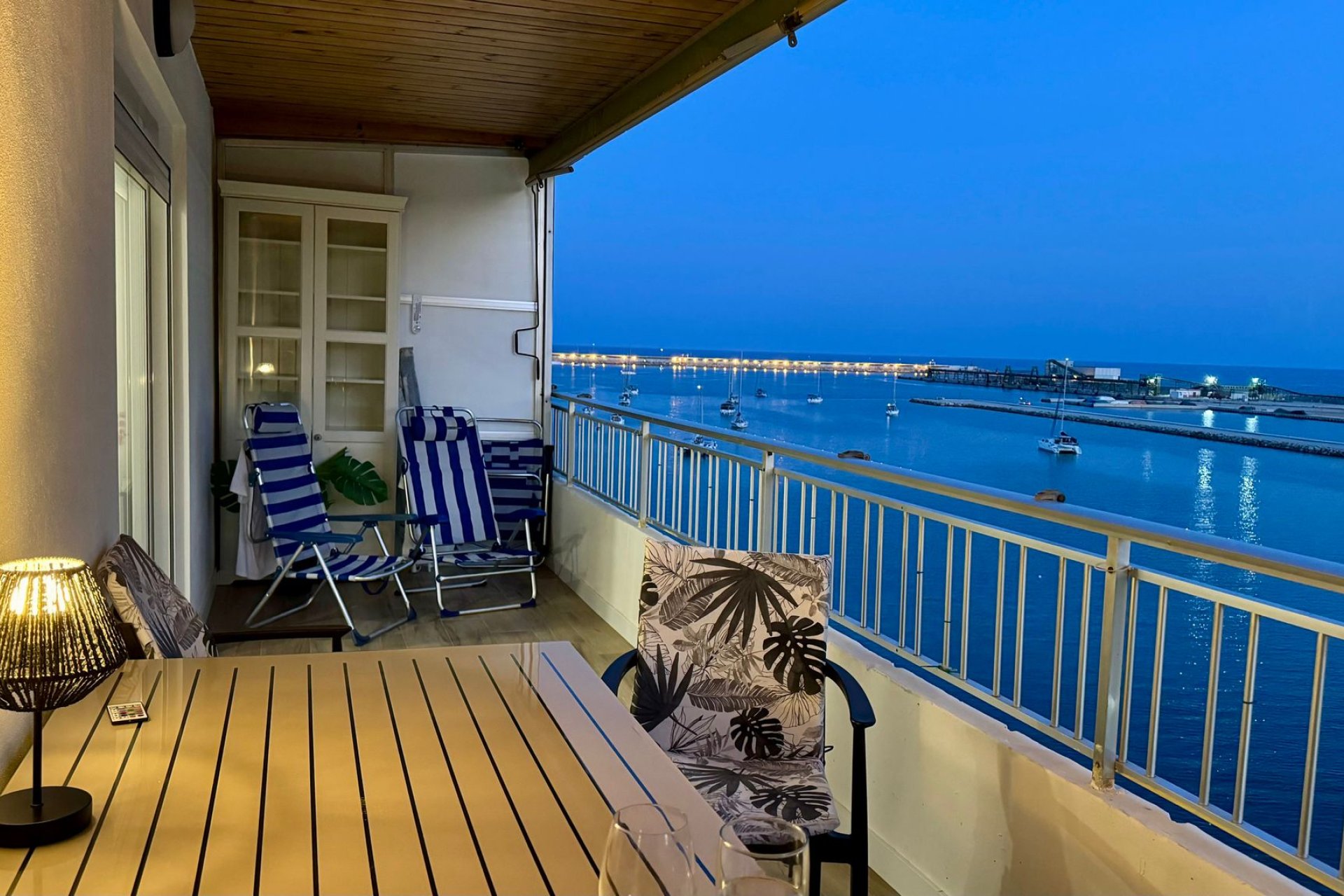 Reventa - Apartamento / piso -
Torrevieja