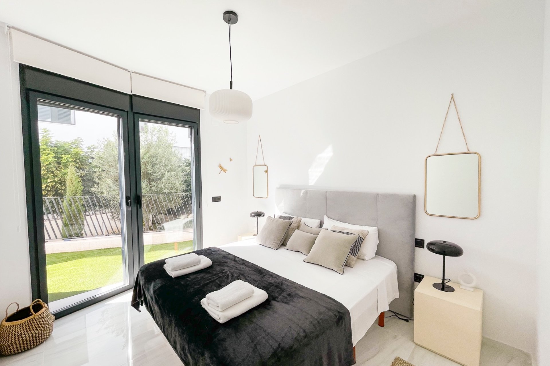 Reventa - Apartamento / piso -
Villajoyosa - Playas del Torres