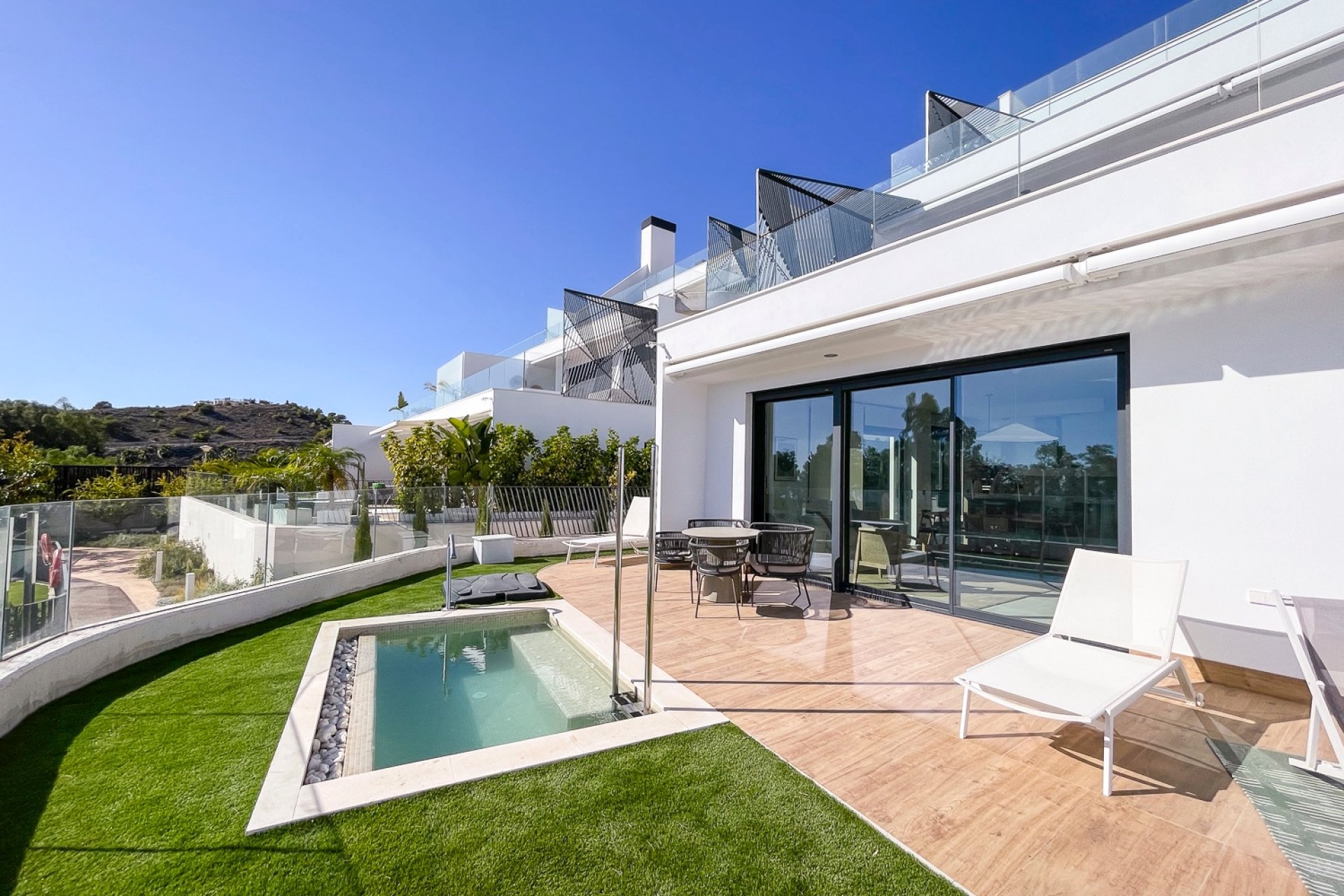 Reventa - Apartamento / piso -
Villajoyosa - Playas del Torres