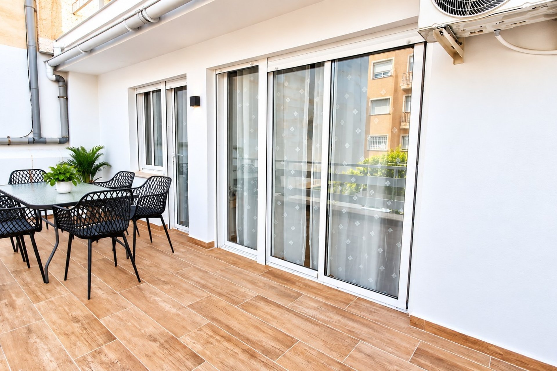 Reventa - Apartment / Duplex -
Torrevieja - Playa de los Locos
