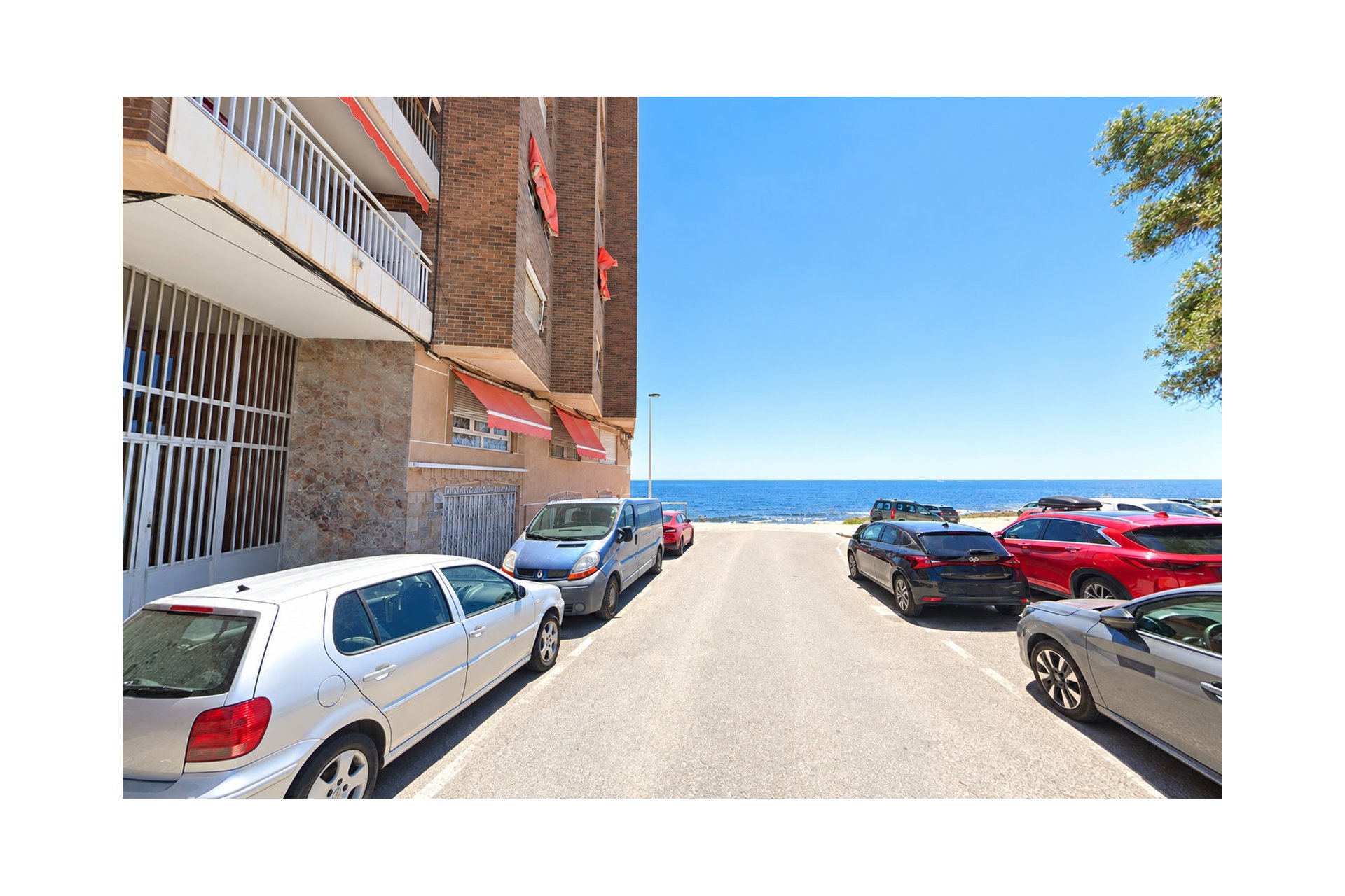 Reventa - Apartment / Duplex -
Torrevieja - Playa de los Naufragos