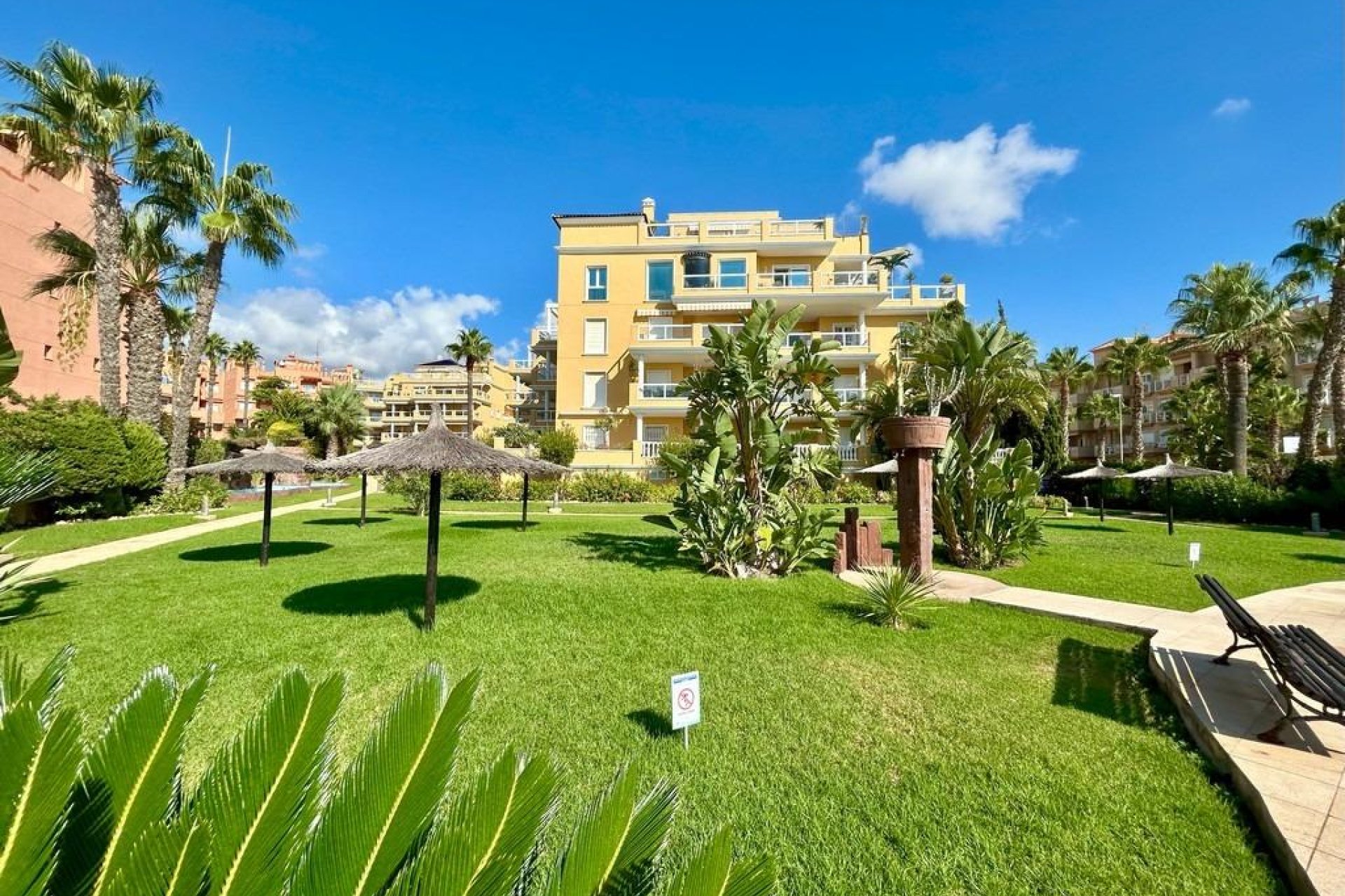 Reventa - Ático -
Dehesa de campoamor - Campoamor