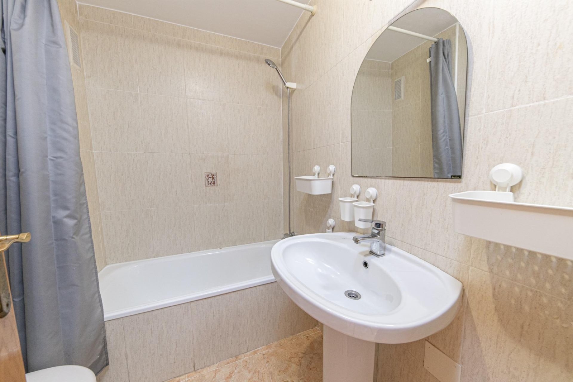 Reventa - Ático -
Torrevieja - La Mata