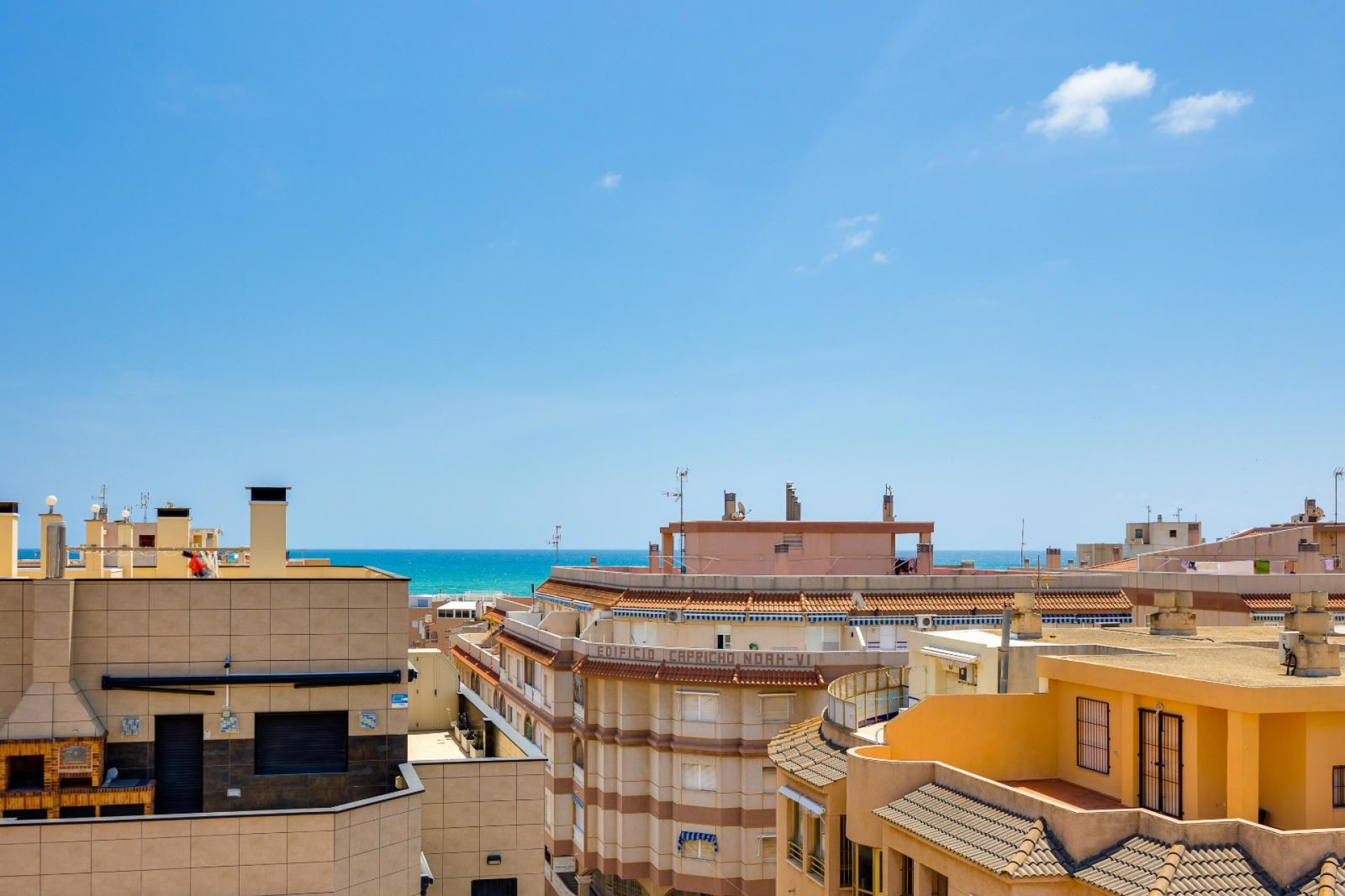 Reventa - Ático -
Torrevieja - La Mata