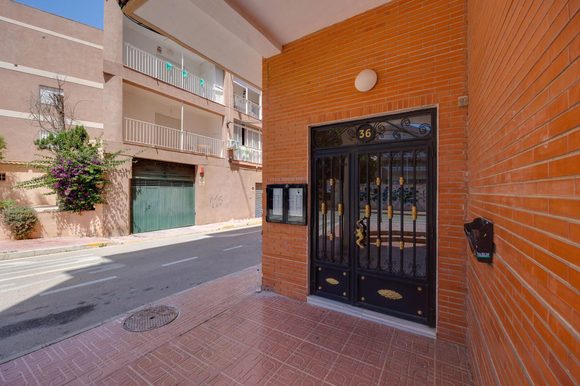 Reventa - Ático -
Torrevieja - La Mata