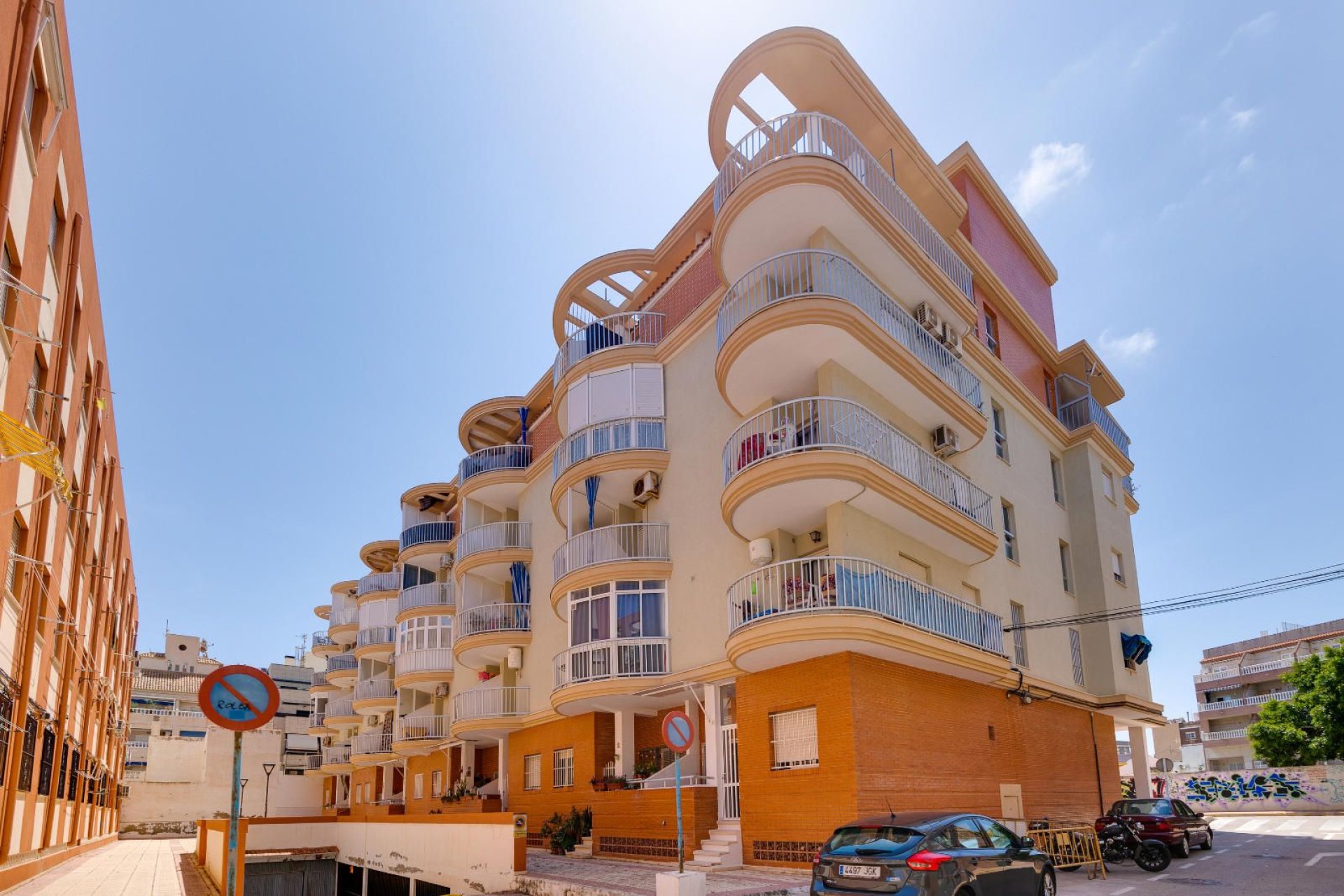 Reventa - Ático -
Torrevieja - La Mata