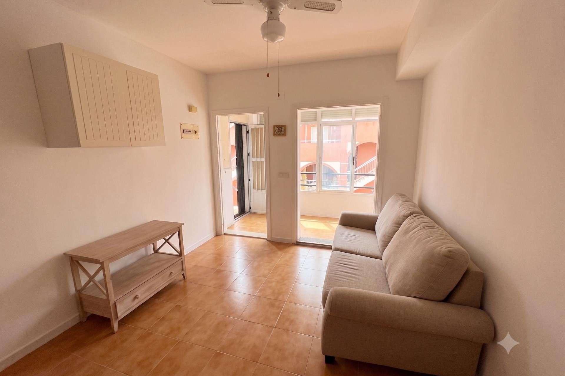 Reventa - Ático -
Torrevieja - La Mata