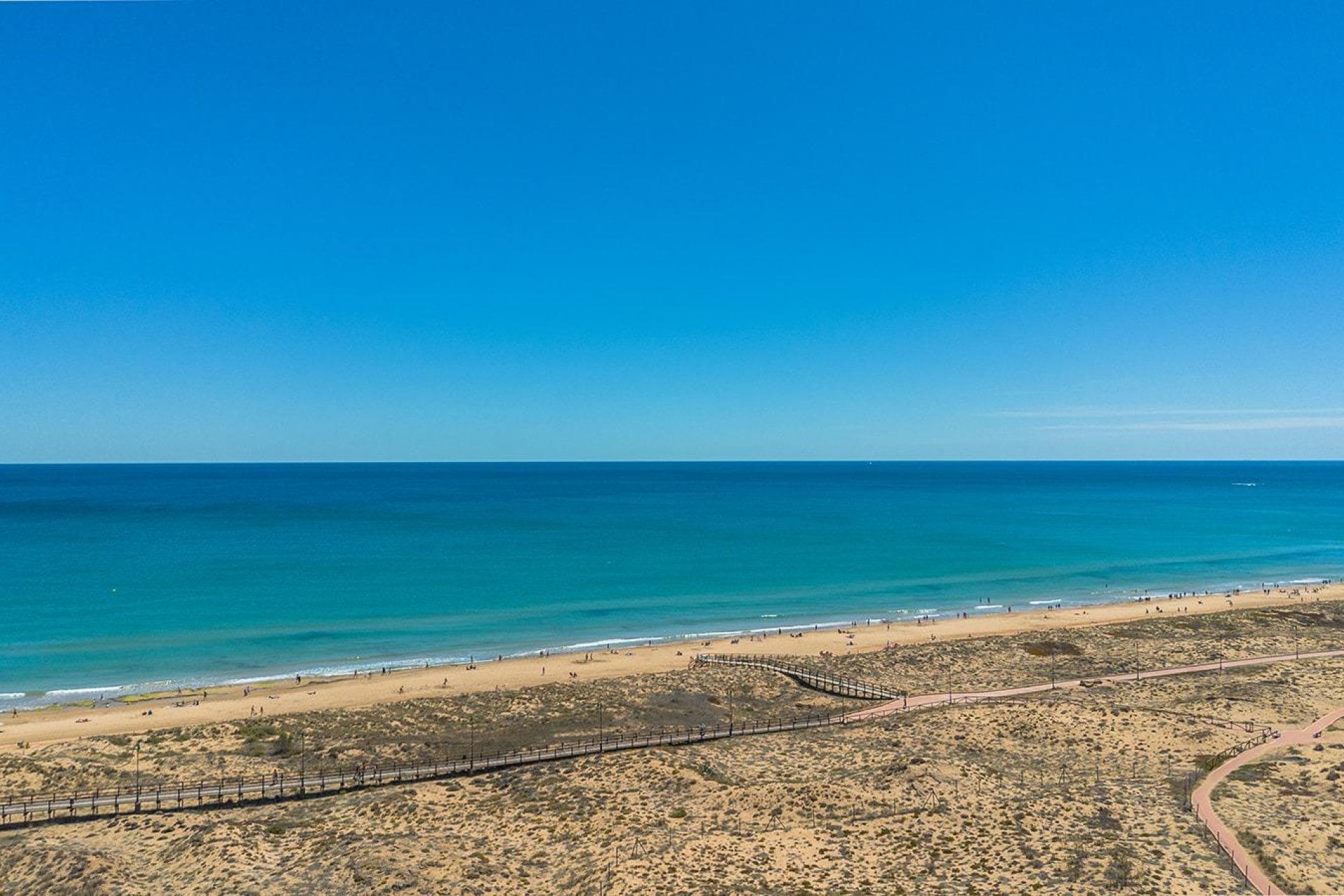 Reventa - Ático -
Torrevieja - La Mata