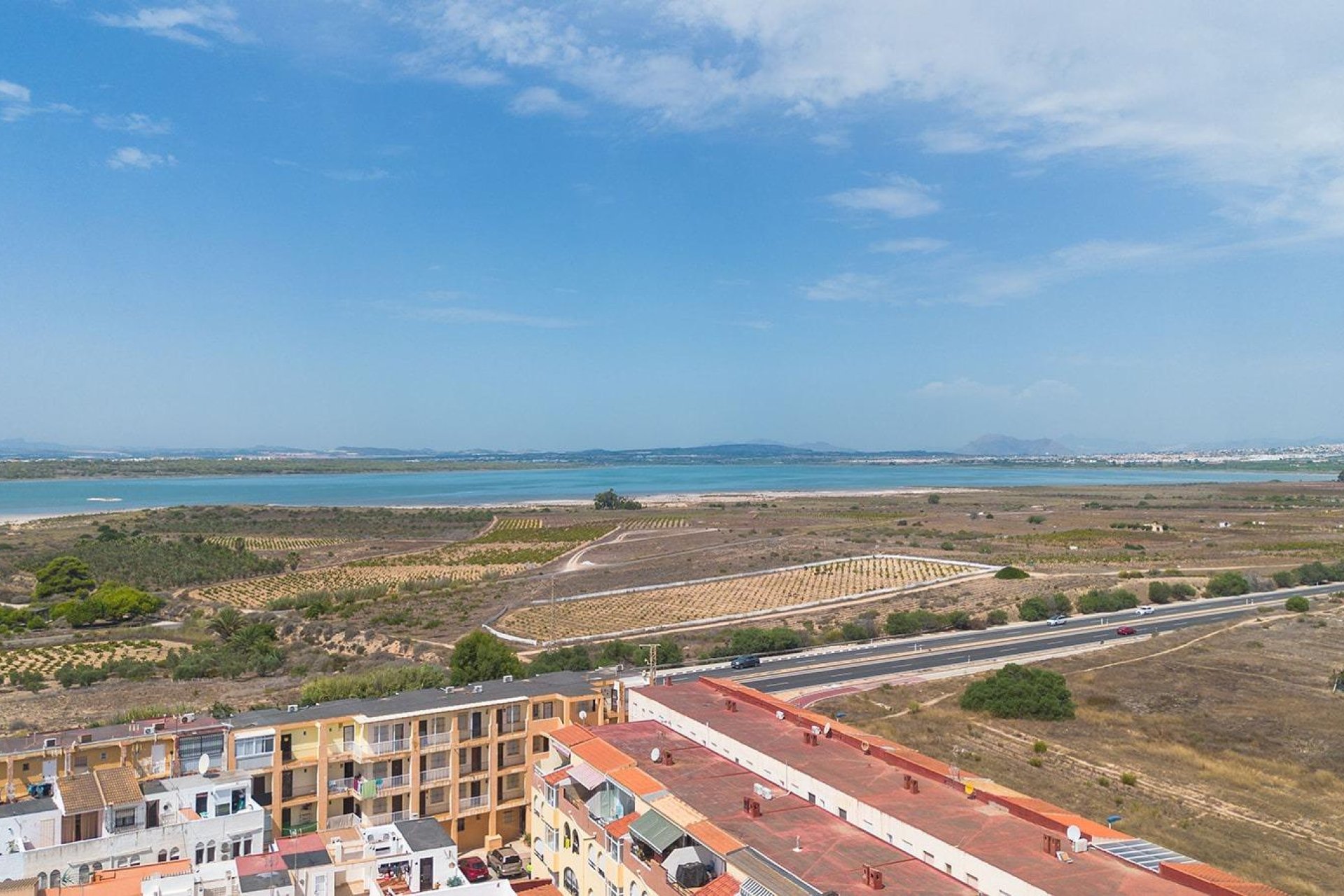 Reventa - Ático -
Torrevieja - La Mata