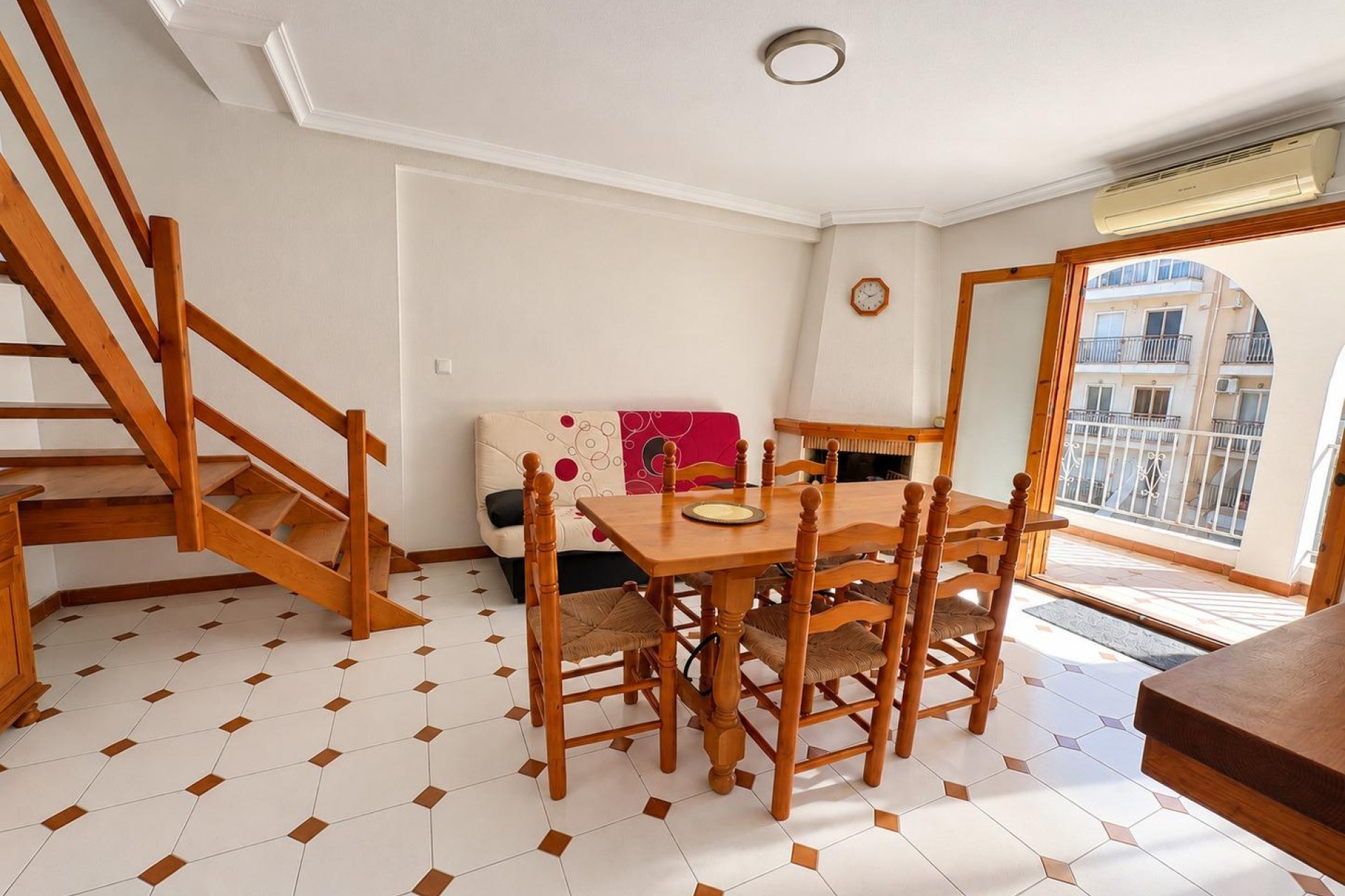 Reventa - Ático -
Torrevieja - La Mata