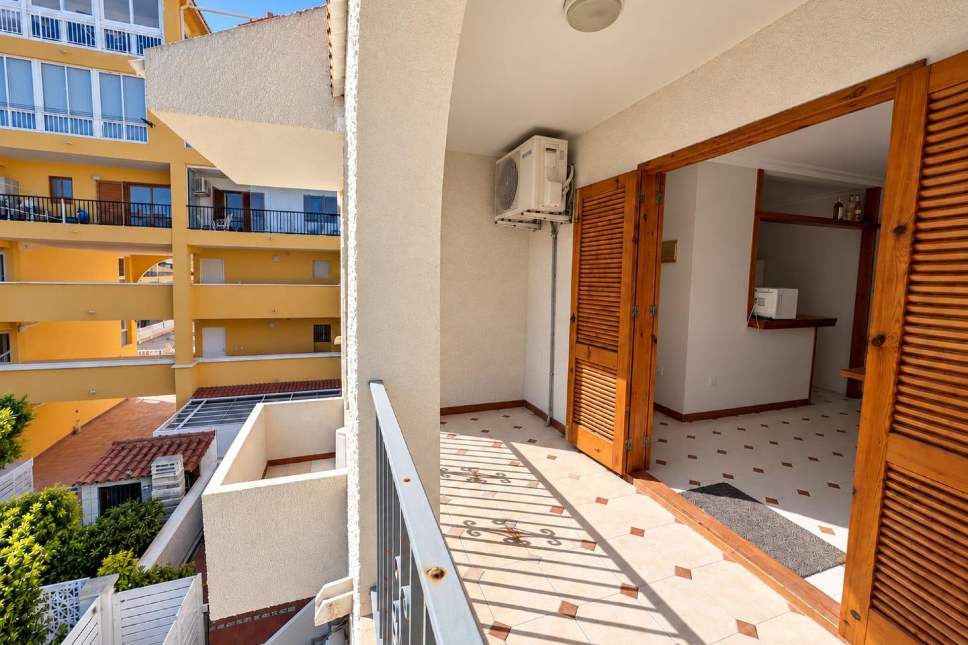 Reventa - Ático -
Torrevieja - La Mata