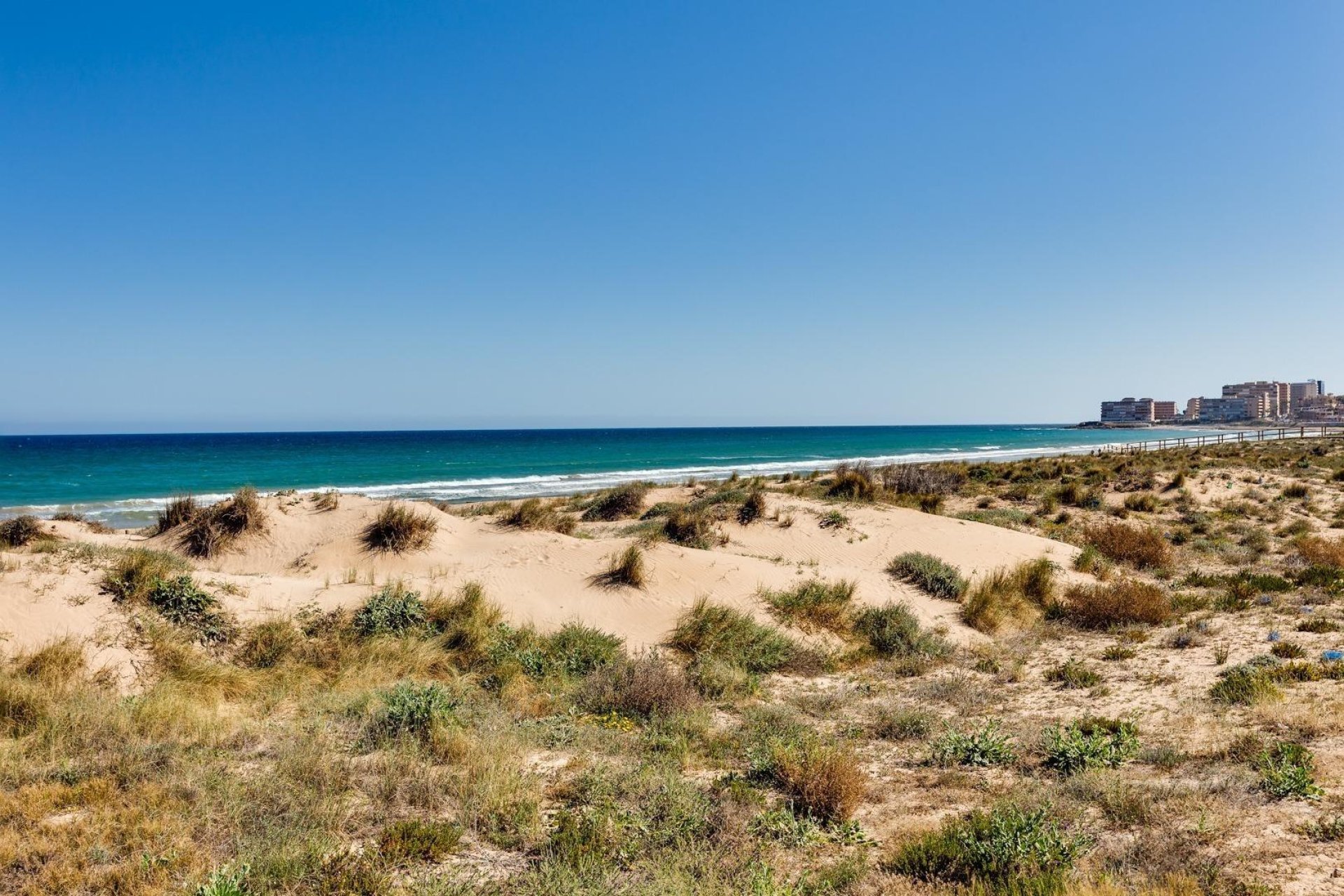 Reventa - Ático -
Torrevieja - La Mata