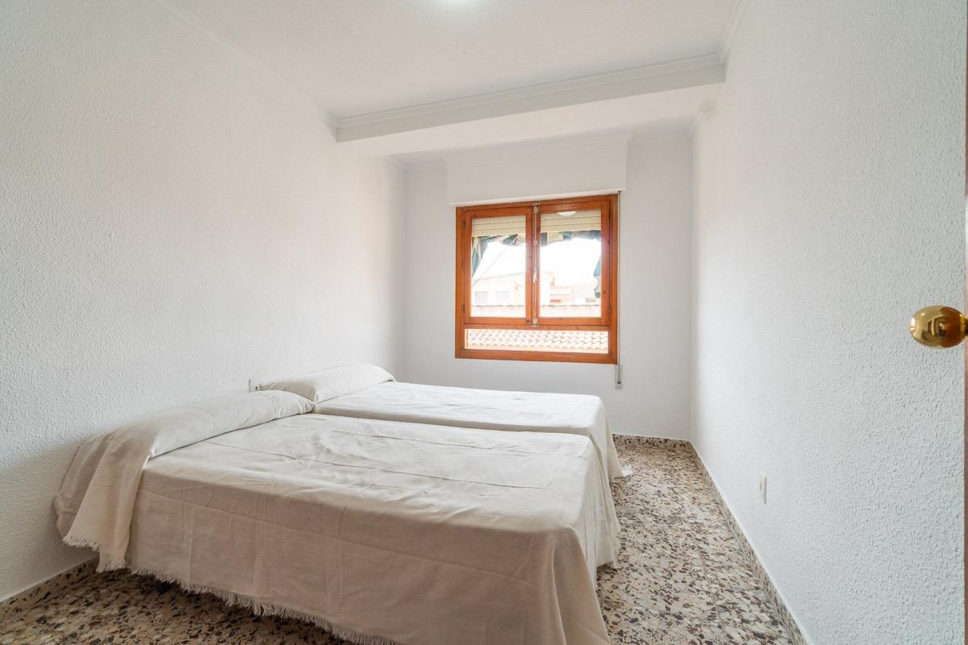 Reventa - Ático -
Torrevieja - Playa de los Naufragos