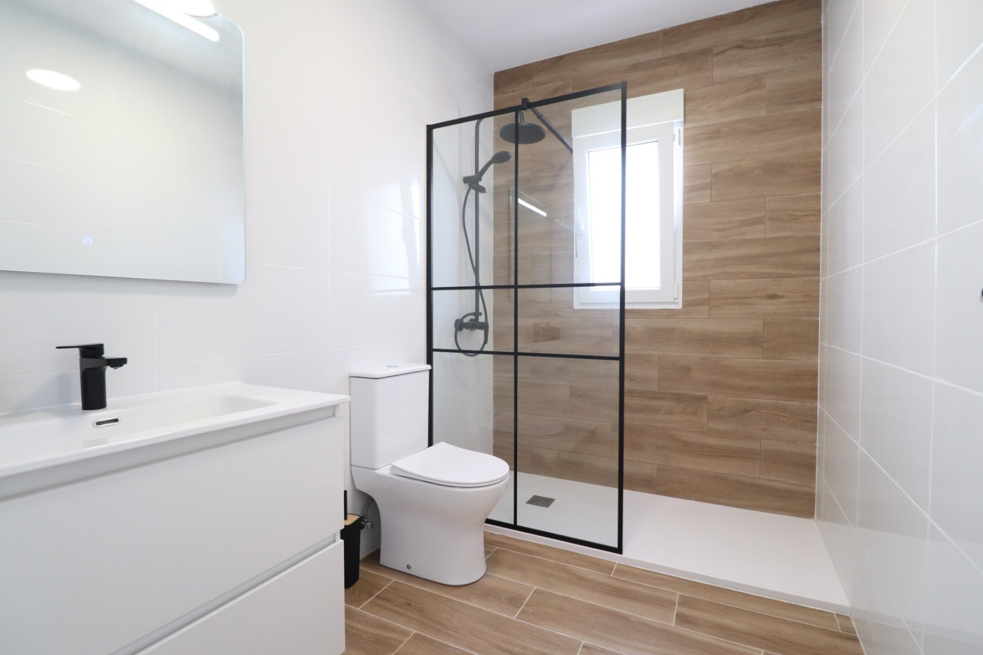 Reventa - Bungalow -
Ciudad Quesada - Altos de Quesada