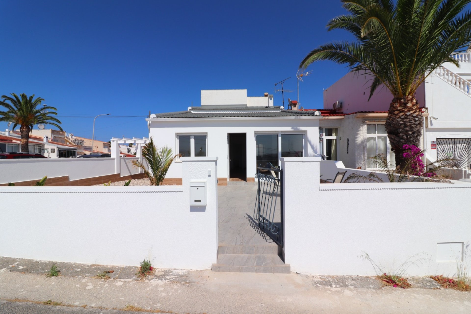 Reventa - Bungalow -
Ciudad Quesada - Altos de Quesada