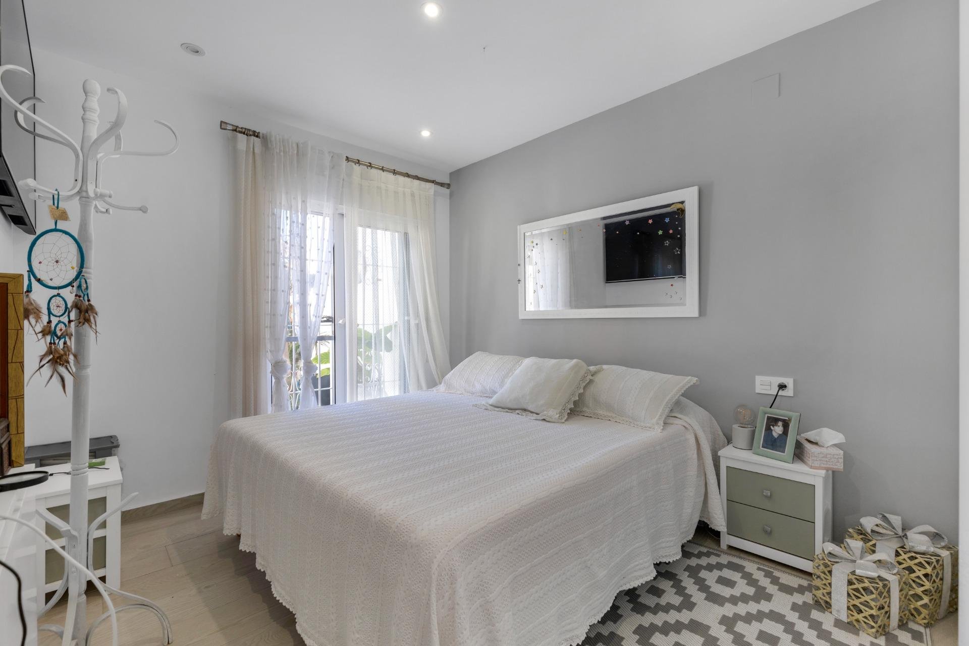 Reventa - Bungalow -
Guardamar del Segura - Urbanizaciones