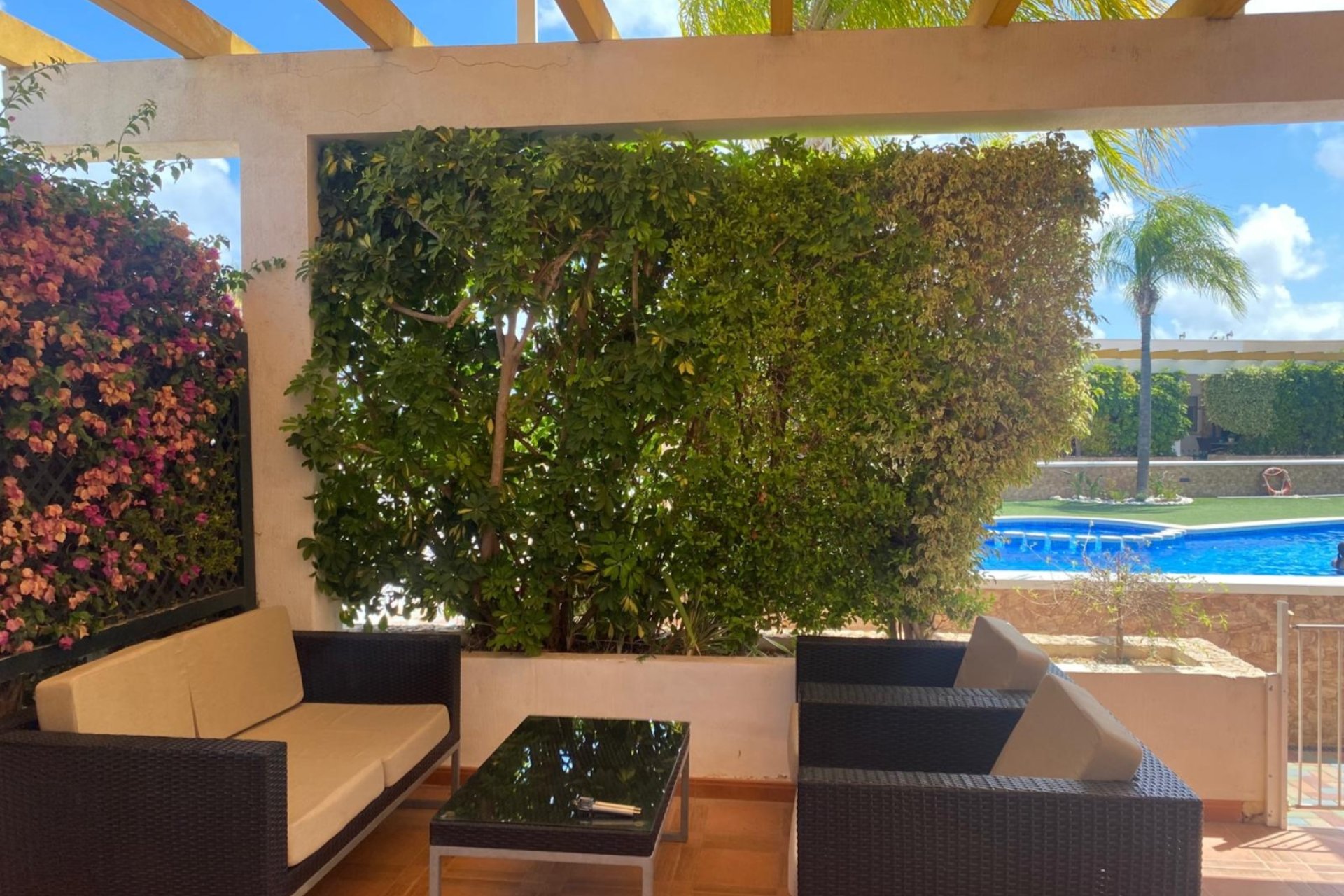 Reventa - Bungalow -
Orihuela Costa - Mil Palmeras