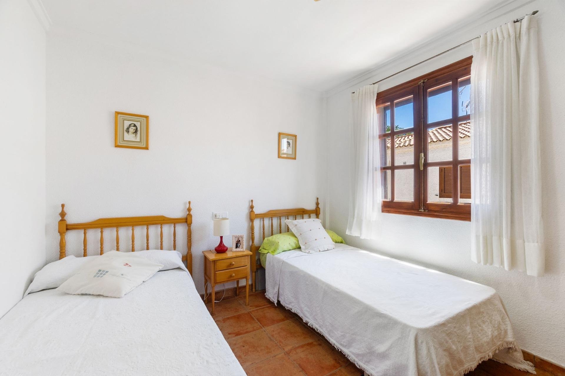 Reventa - Bungalow -
Pilar de la Horadada - Mil Palmeras