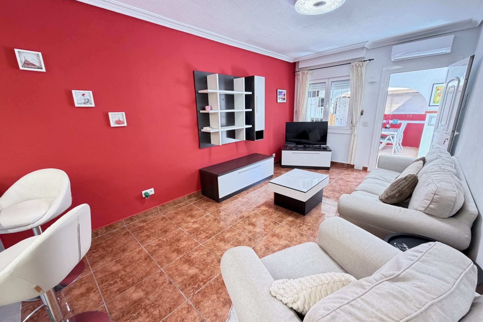Reventa - Bungalow -
San Miguel de Salinas - San Miguel - Town