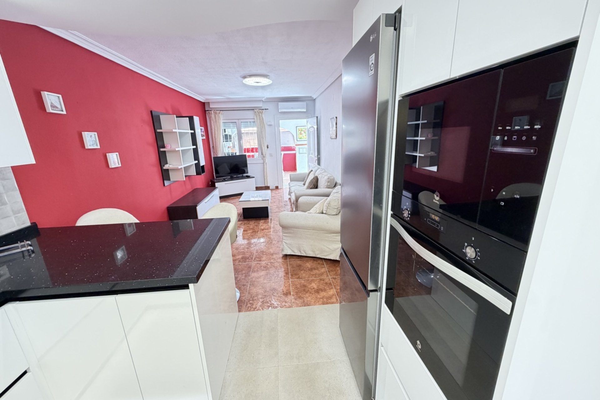 Reventa - Bungalow -
San Miguel de Salinas - San Miguel - Town