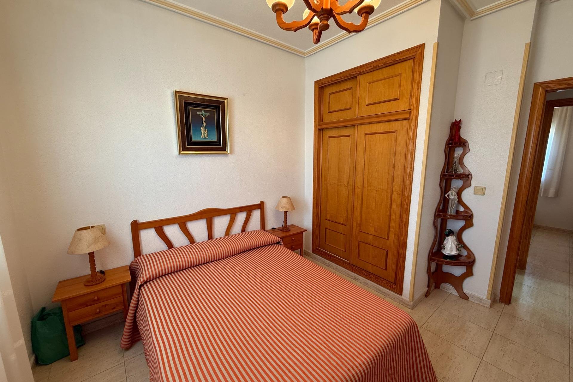 Reventa - Bungalow -
Torrevieja - Aguas Nuevas