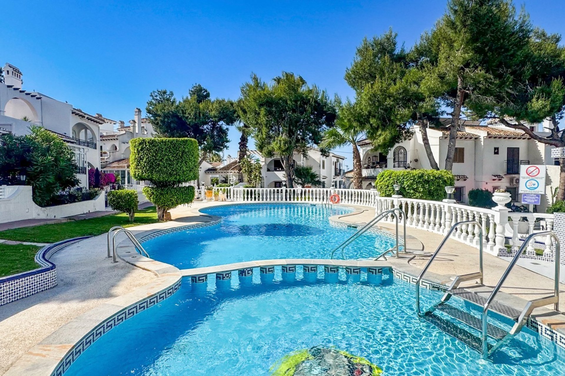 Reventa - Bungalow -
Torrevieja - Aguas Nuevas